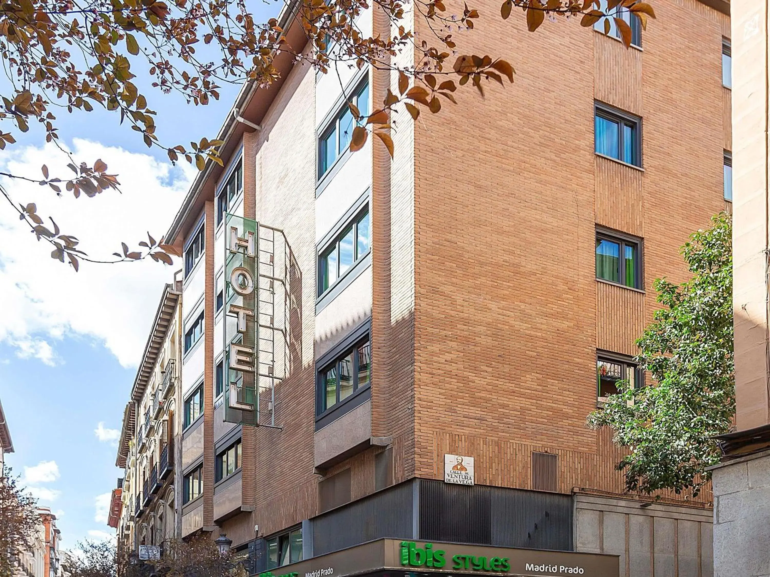 Property building in Ibis Styles Madrid Prado Property building in Ibis Styles Madrid Prado