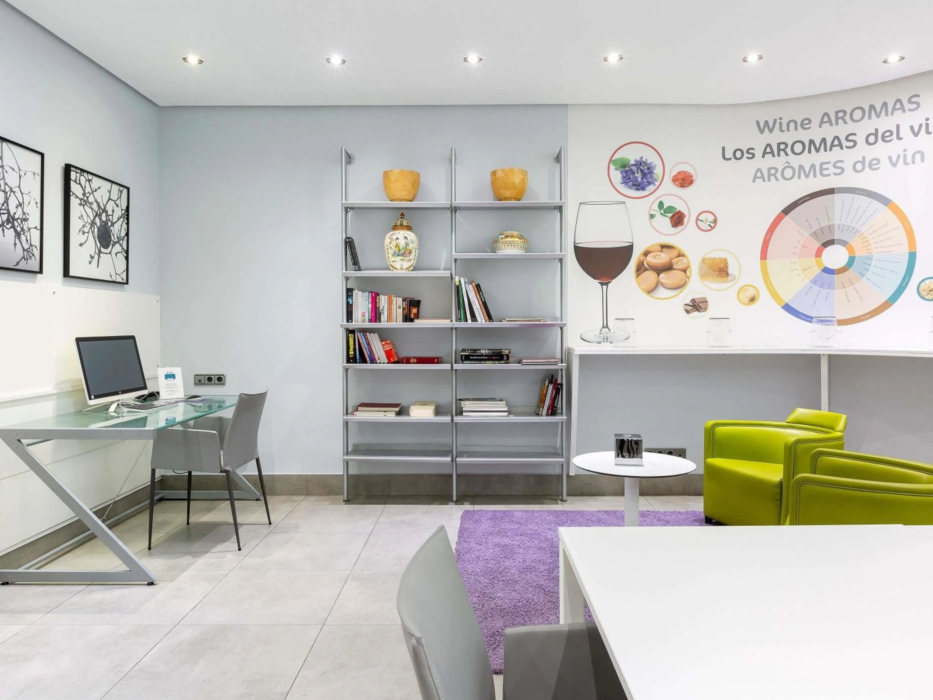 Business facilities in Ibis Styles Madrid Prado