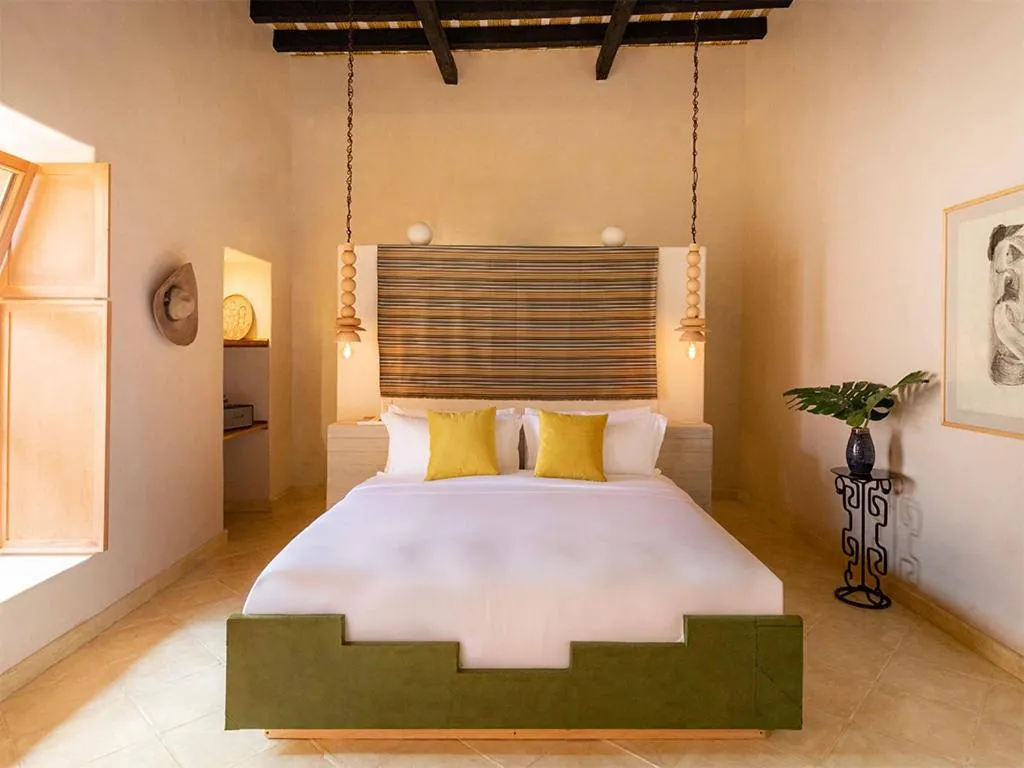 Bed in La Valise San Miguel de Allende, Member of Small Luxury Hotels