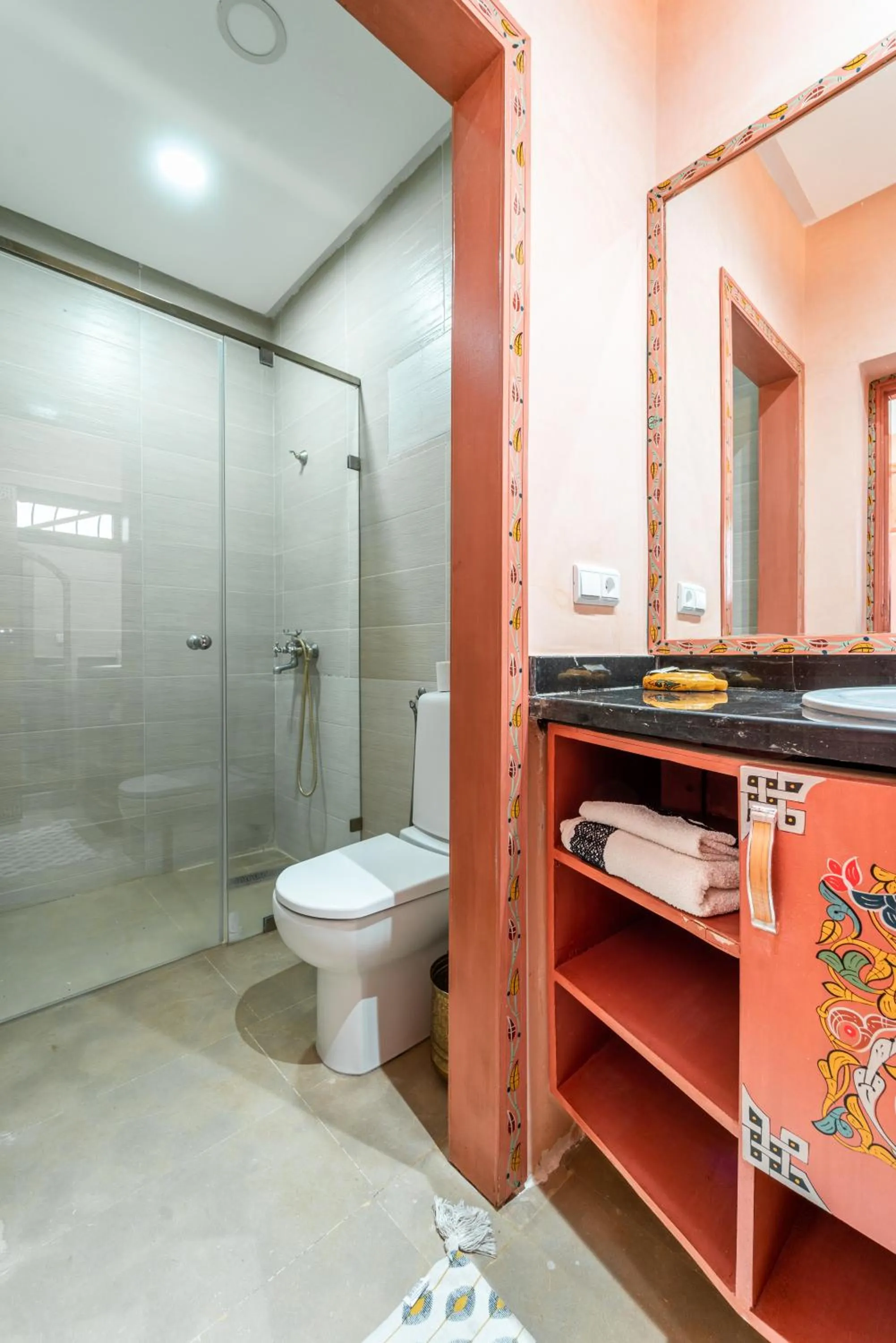 Toilet in Riad Les Nuits De Fès