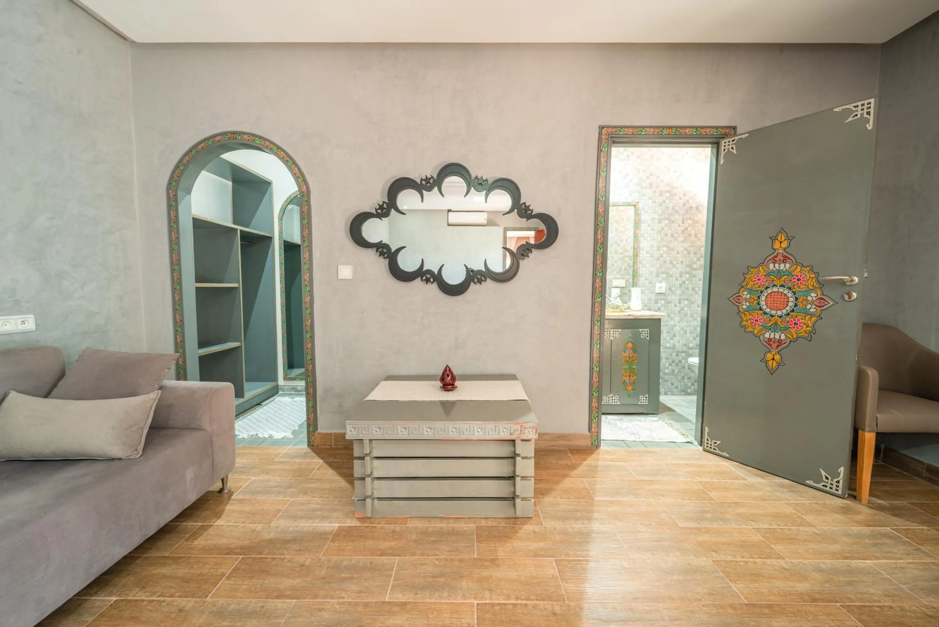 Decorative detail in Riad Les Nuits De Fès