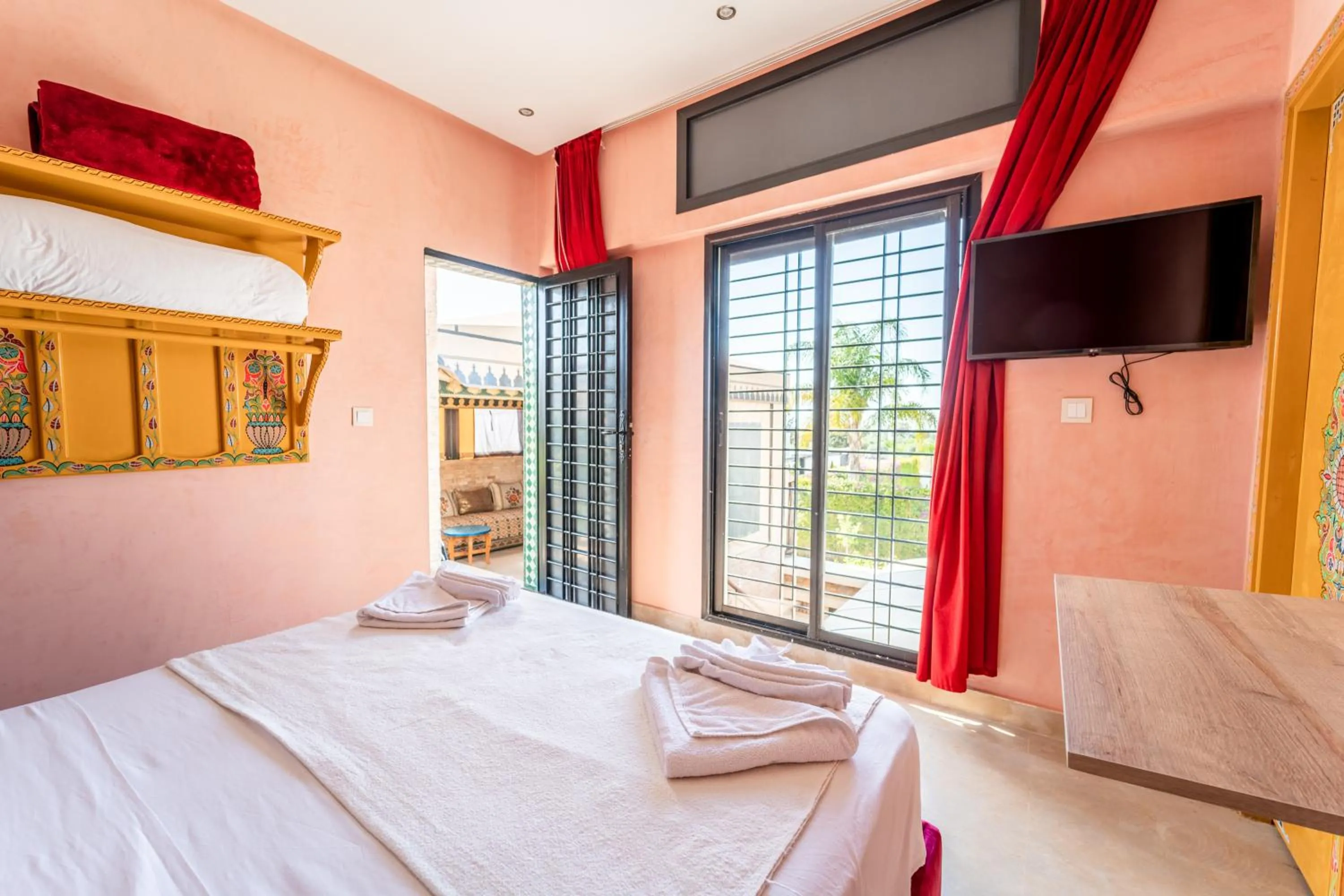 Photo of the whole room, Bed in Riad Les Nuits De Fès