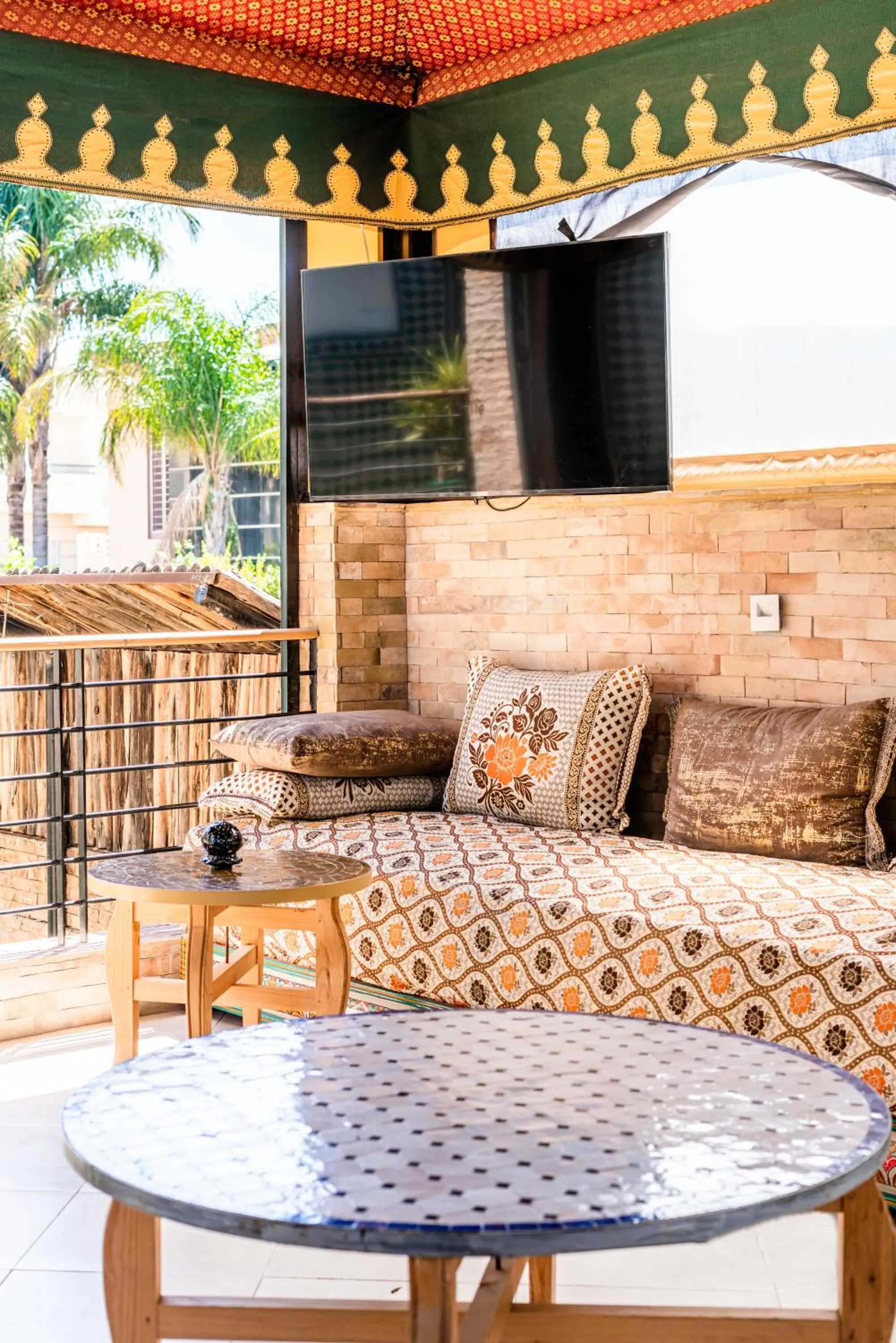 TV and multimedia in Riad Les Nuits De Fès