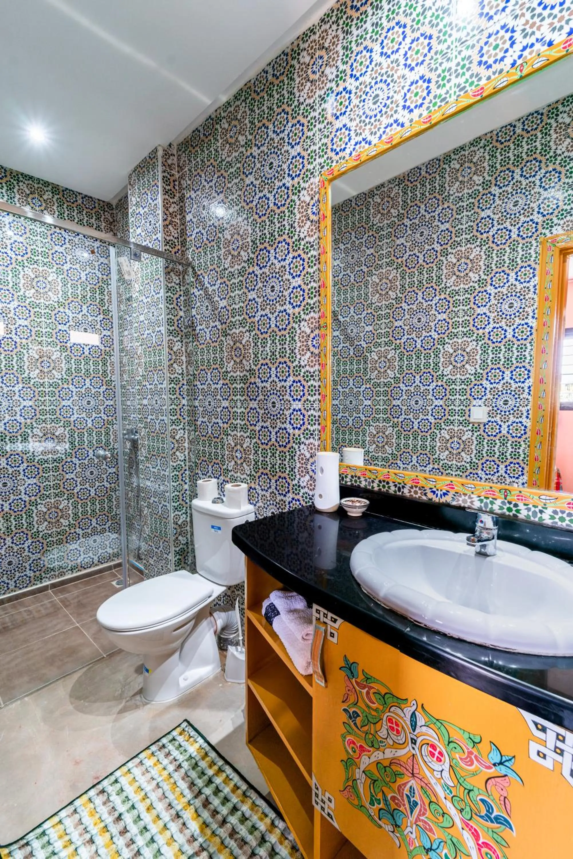 Shower in Riad Les Nuits De Fès