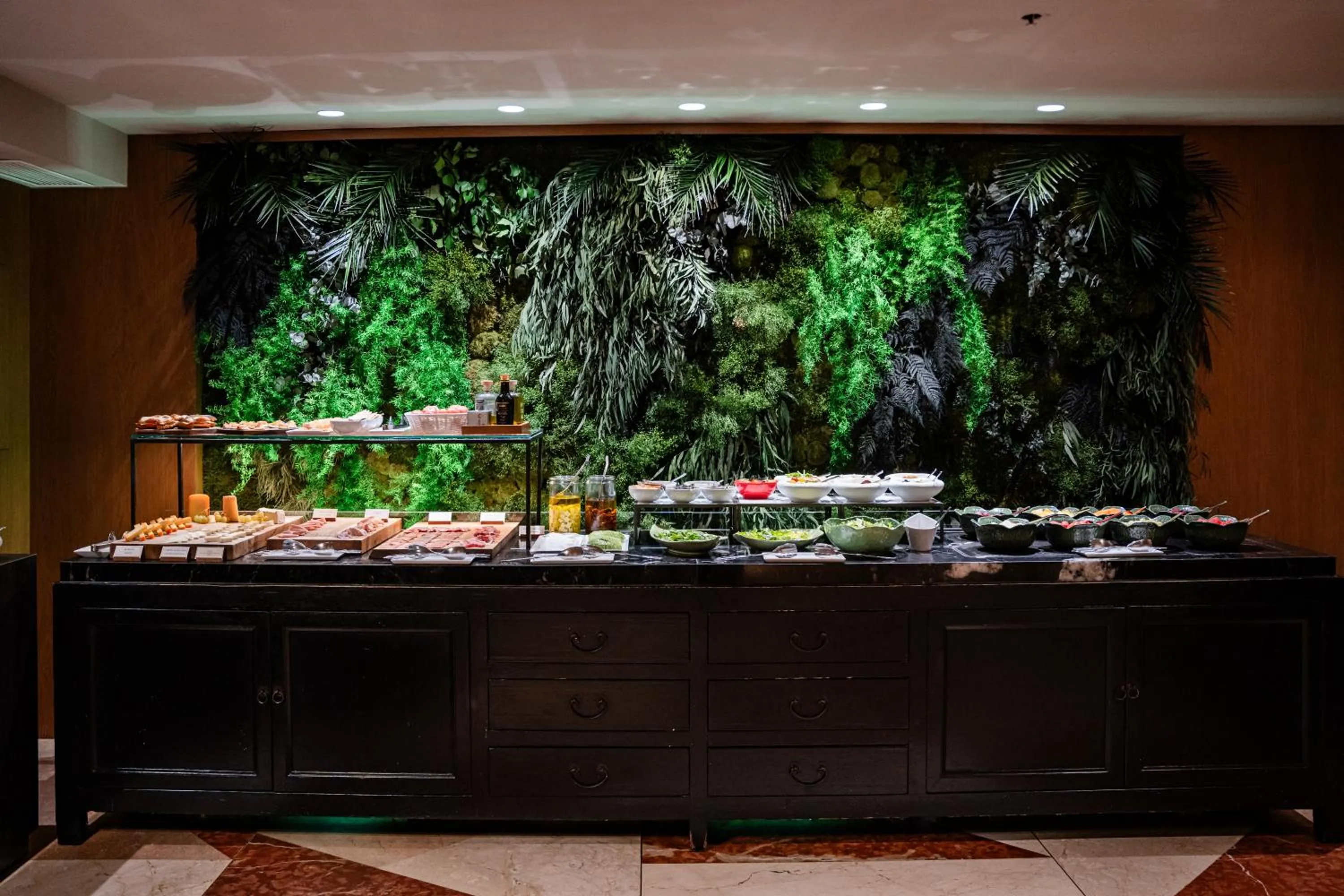 Breakfast in Claris Hotel & Spa GL, a Small Luxury Hotel of the World