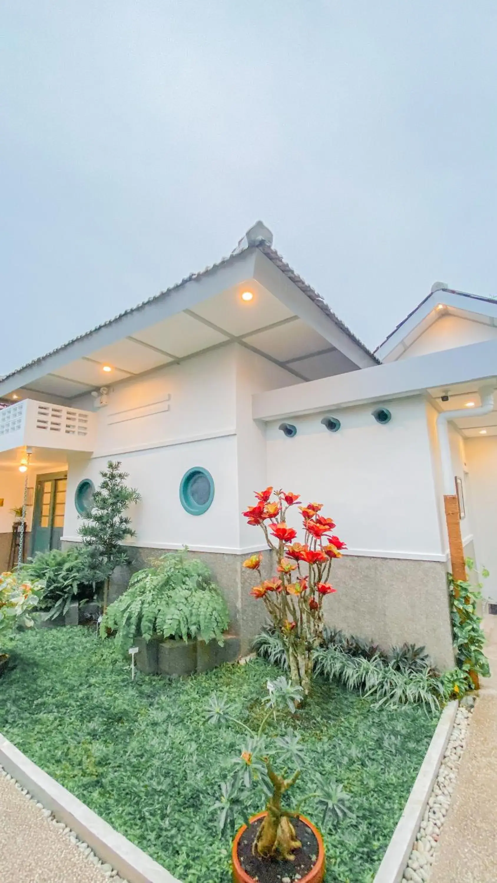 Garden view in CERIA HOTEL at Alun Alun Yogyakarta Garden view in CERIA HOTEL at Alun Alun Yogyakarta