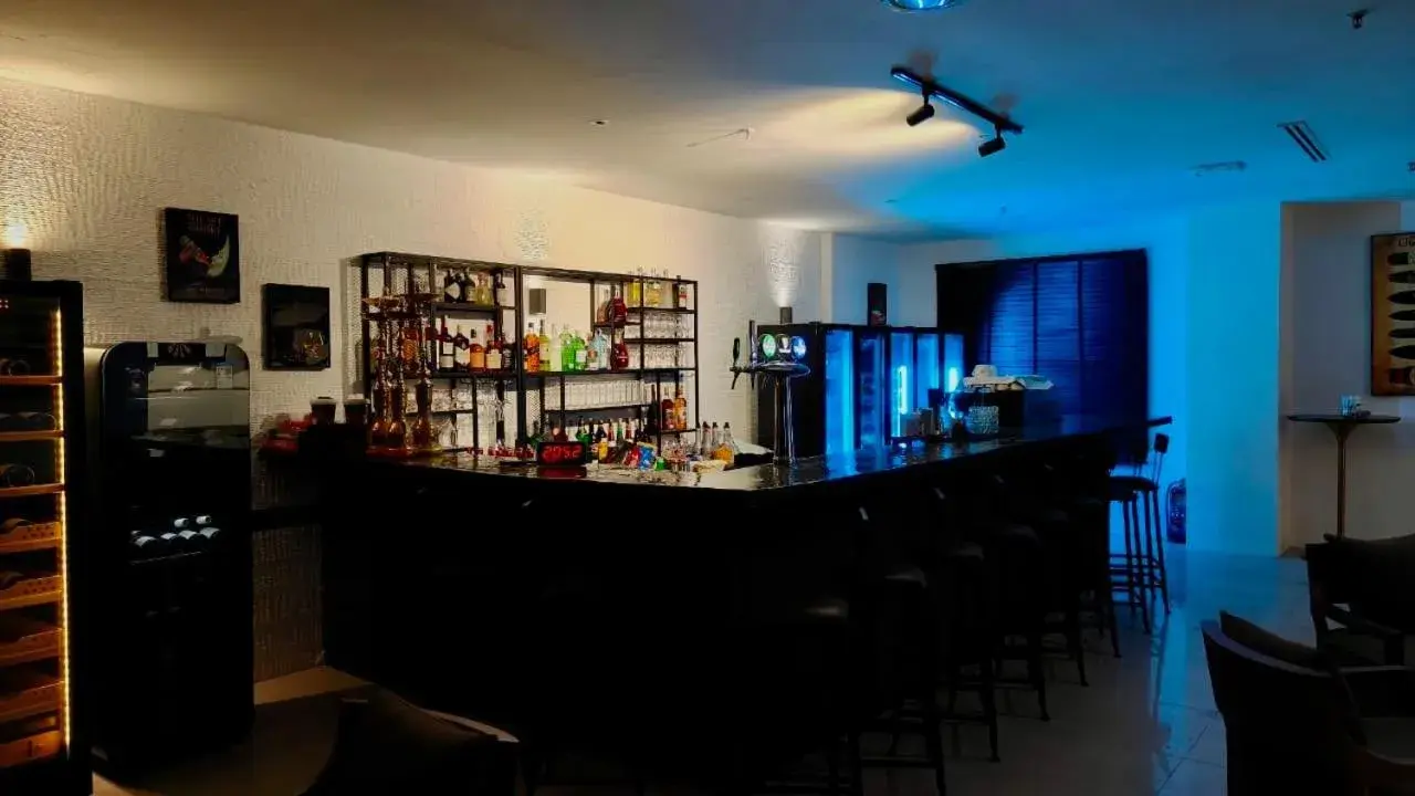 Lounge or bar in Wings by Croske Resort Langkawi Lounge or bar in Wings by Croske Resort Langkawi