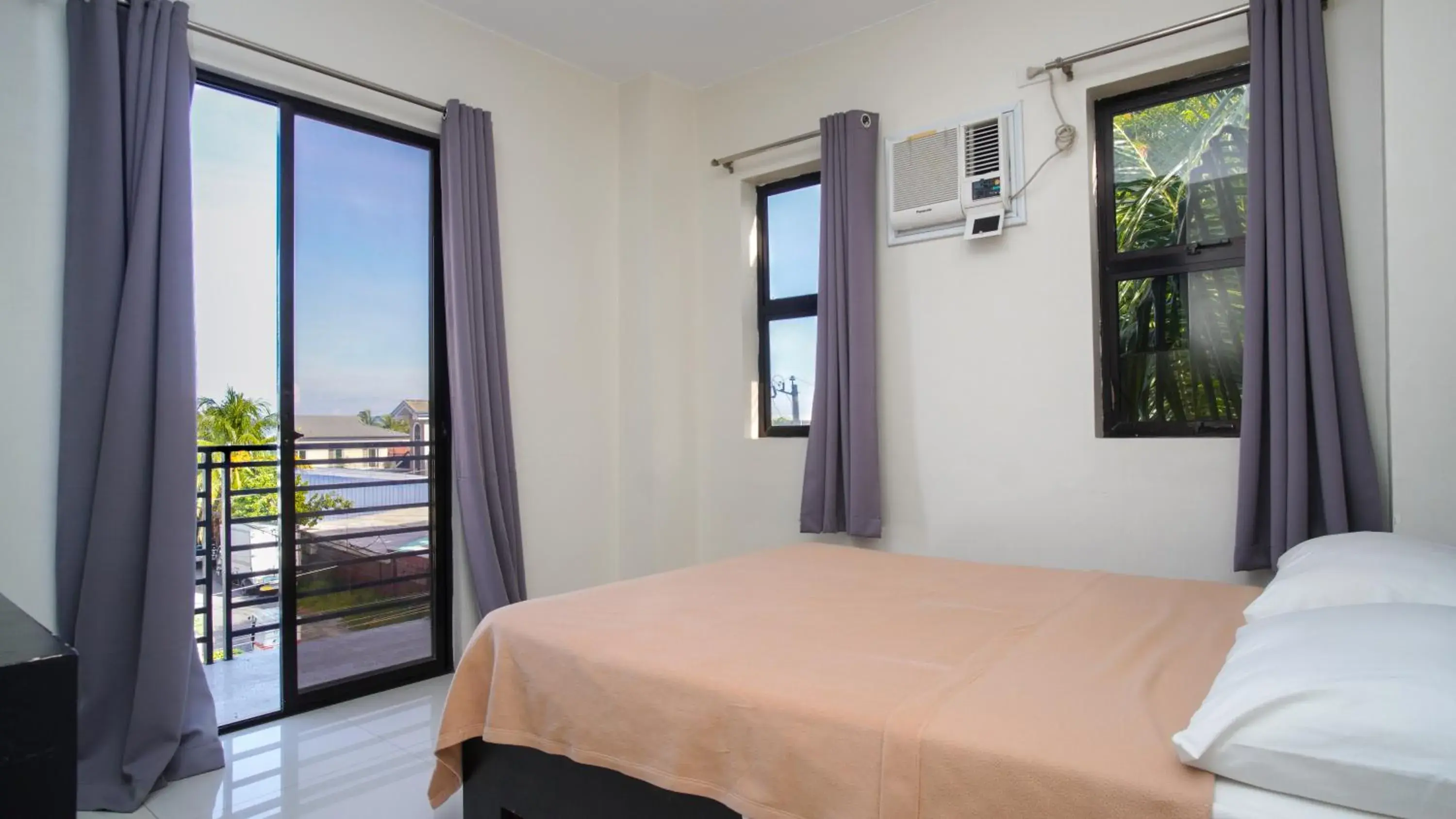 Bedroom, Bed in Garden Vista Hotel Bedroom, Bed in Garden Vista Hotel