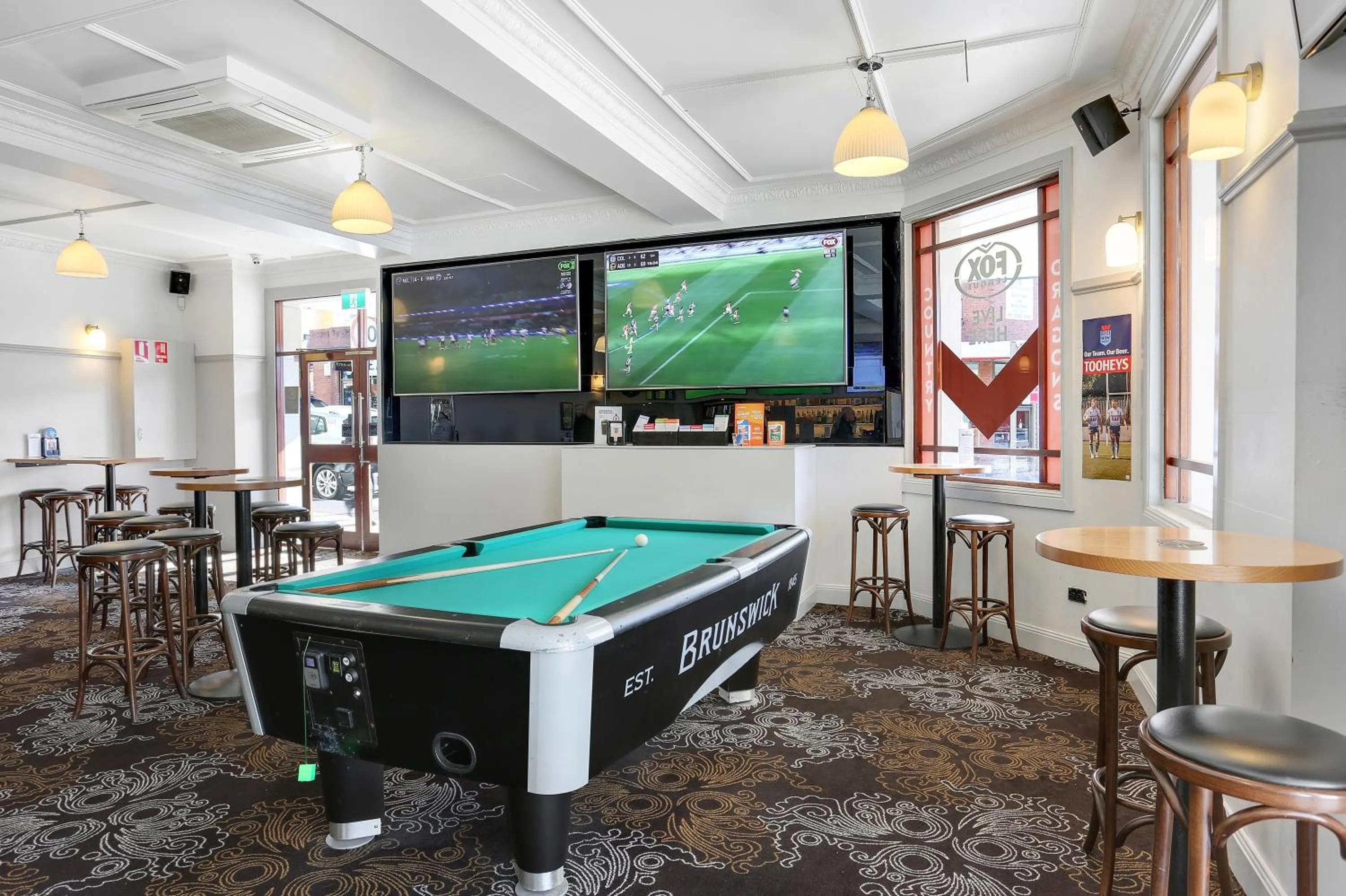 Billiard in Penshurst Hotel