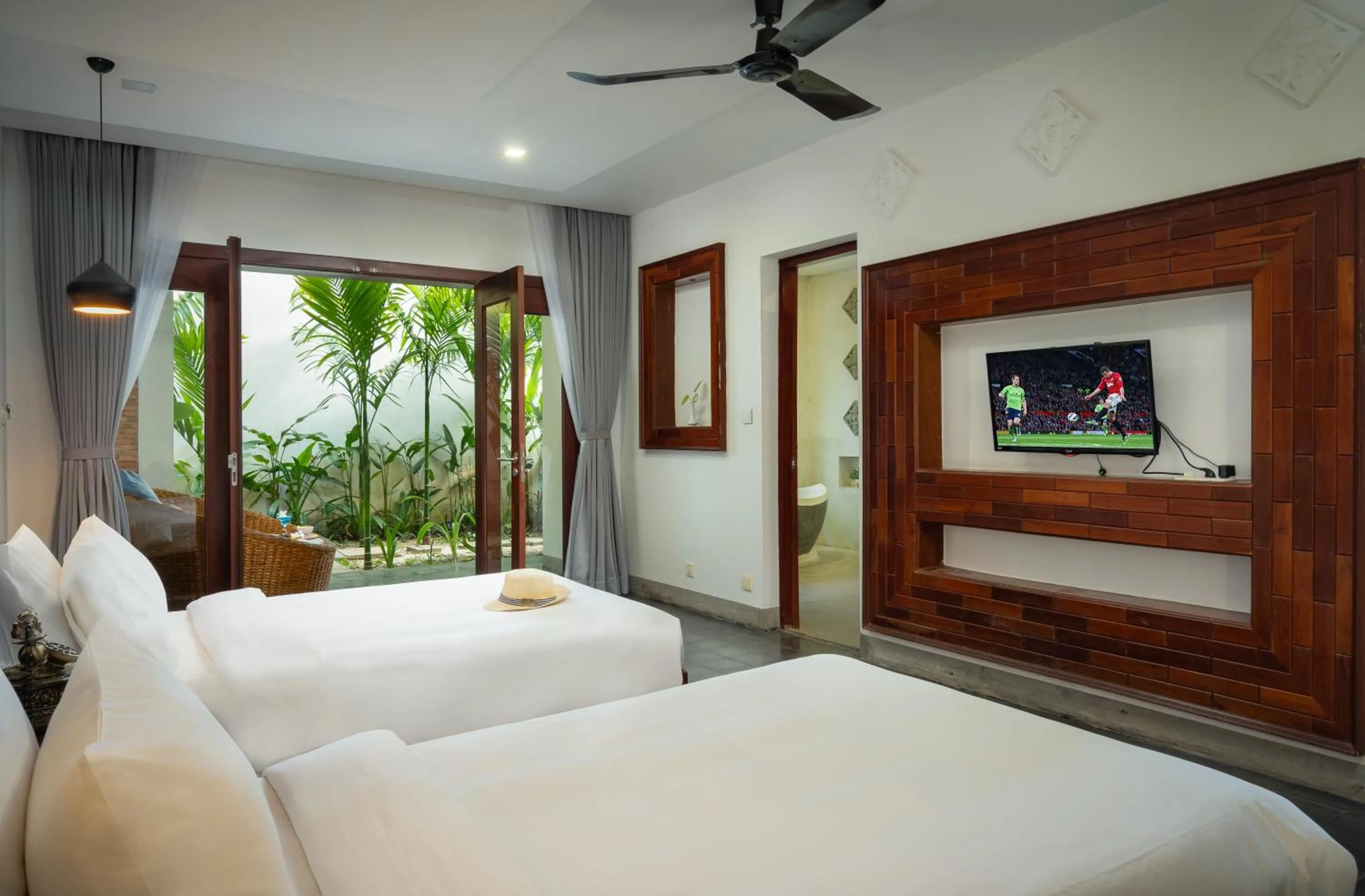 Bedroom, Bed in Bopha Watbo Residence