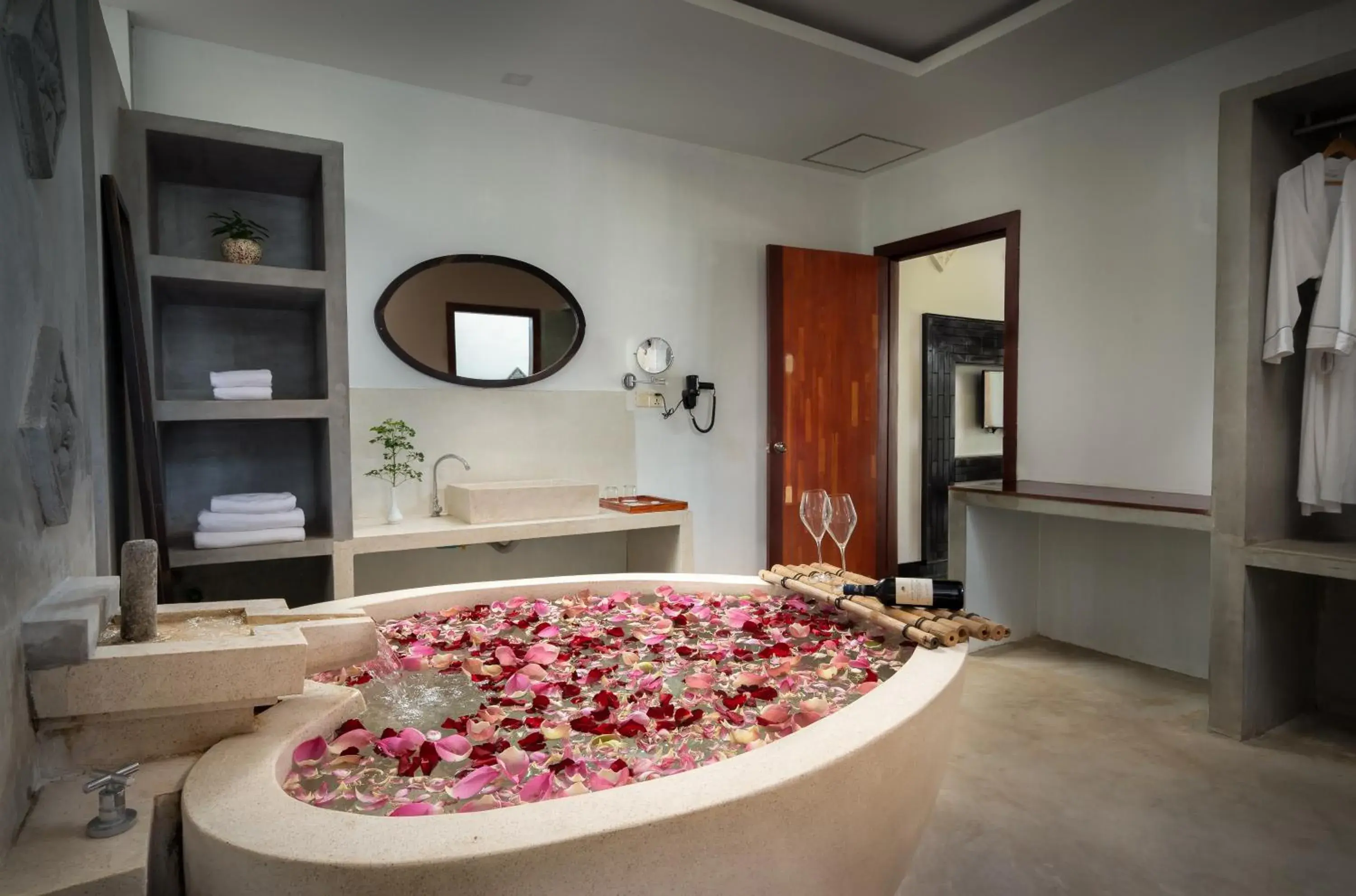 Bathroom in Bopha Watbo Residence Bathroom in Bopha Watbo Residence