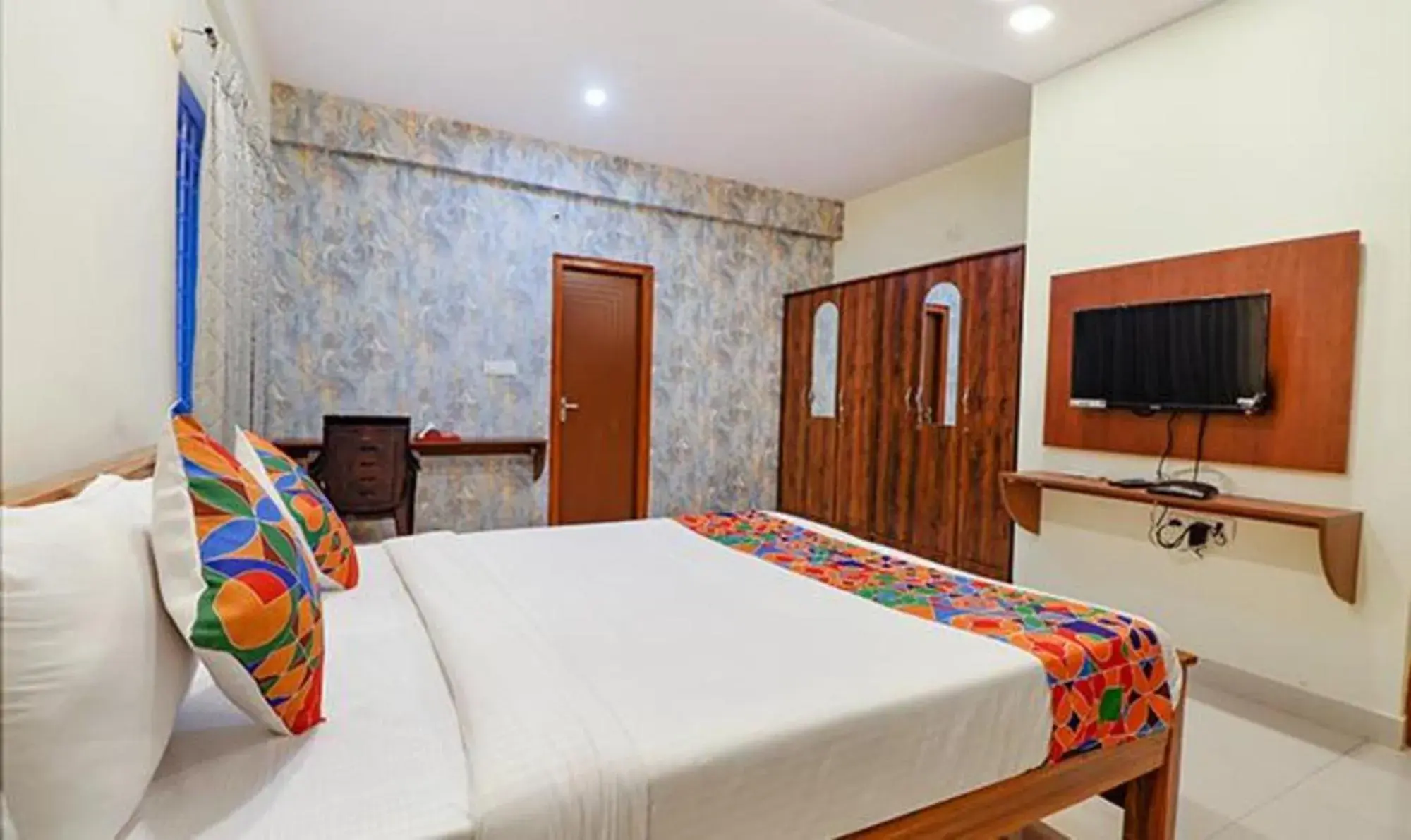 Bed in Via Kings Suites Bed in Via Kings Suites