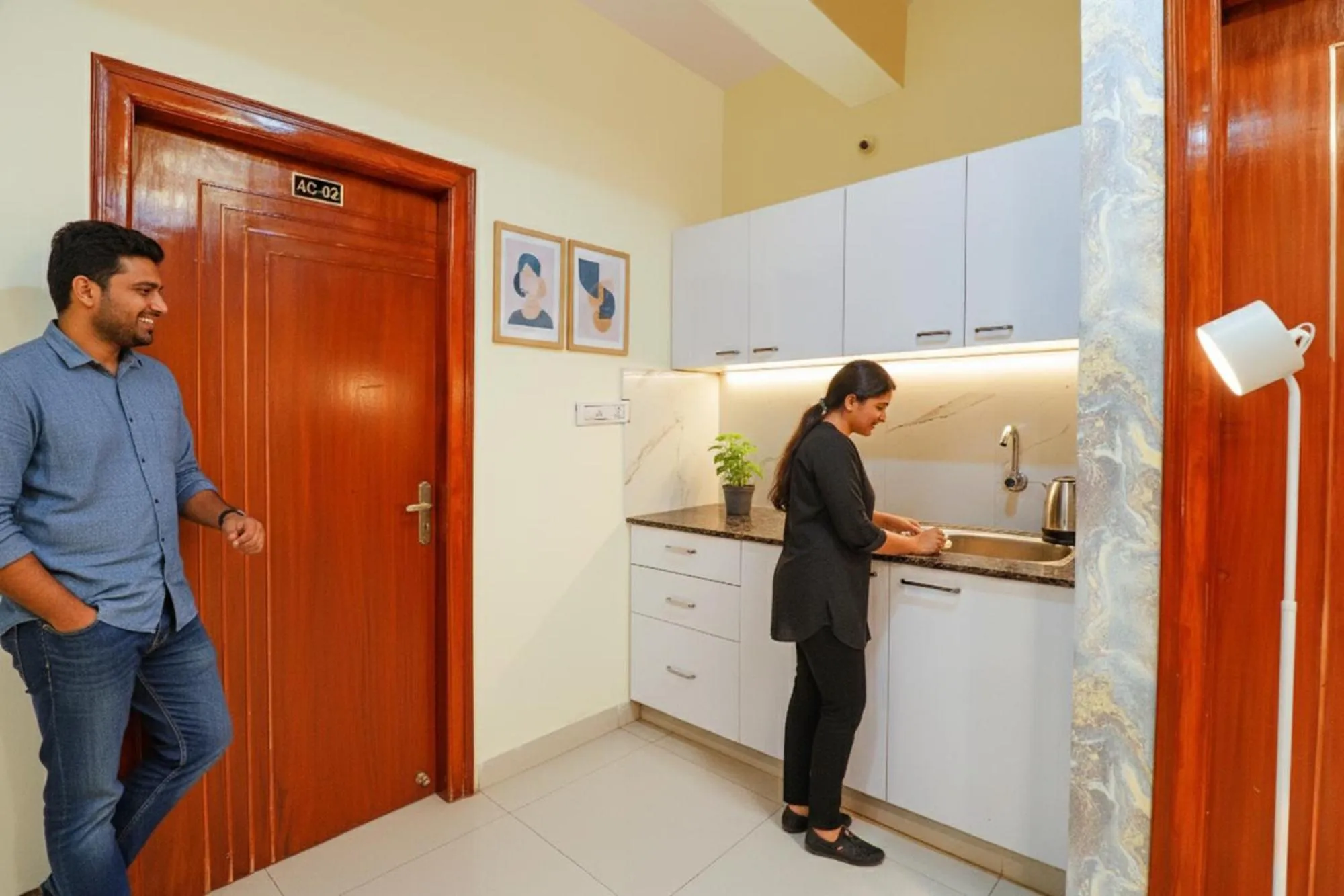Kitchen or kitchenette in Via Kings Suites