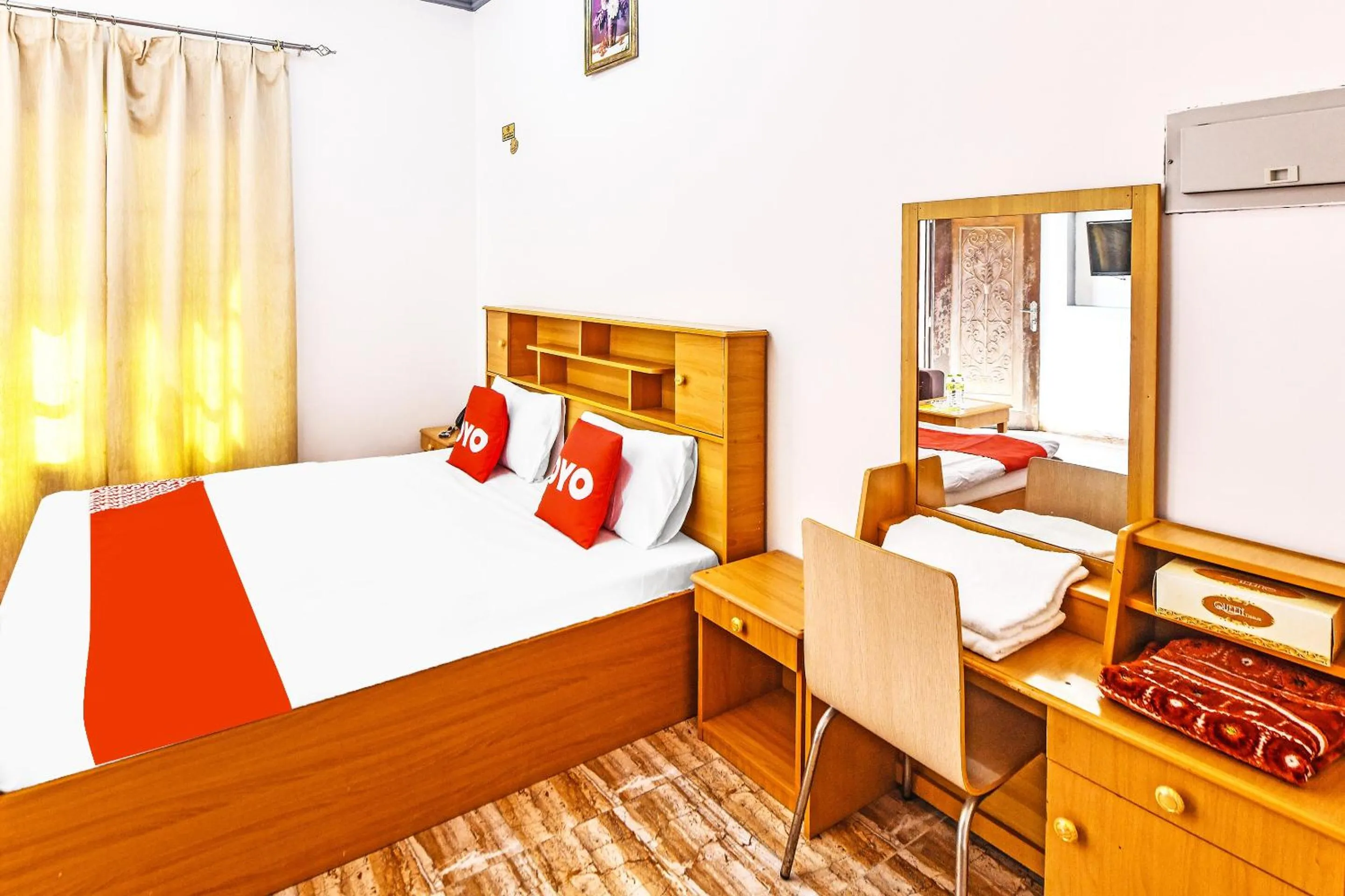 Bedroom, Bed in OYO 138 Gulf Sand Motel