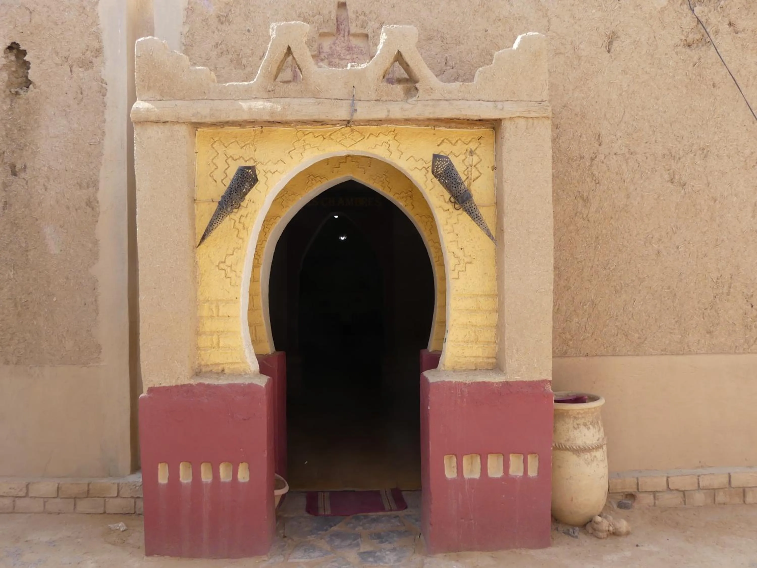 Property building in Les Pyramides Hotel Merzouga