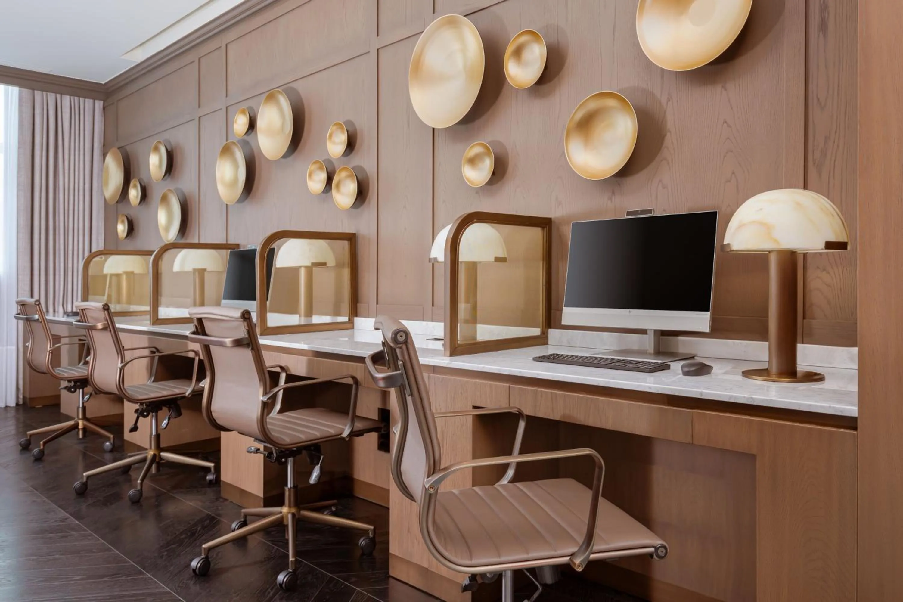 Lounge or bar in The Ritz-Carlton, Baku