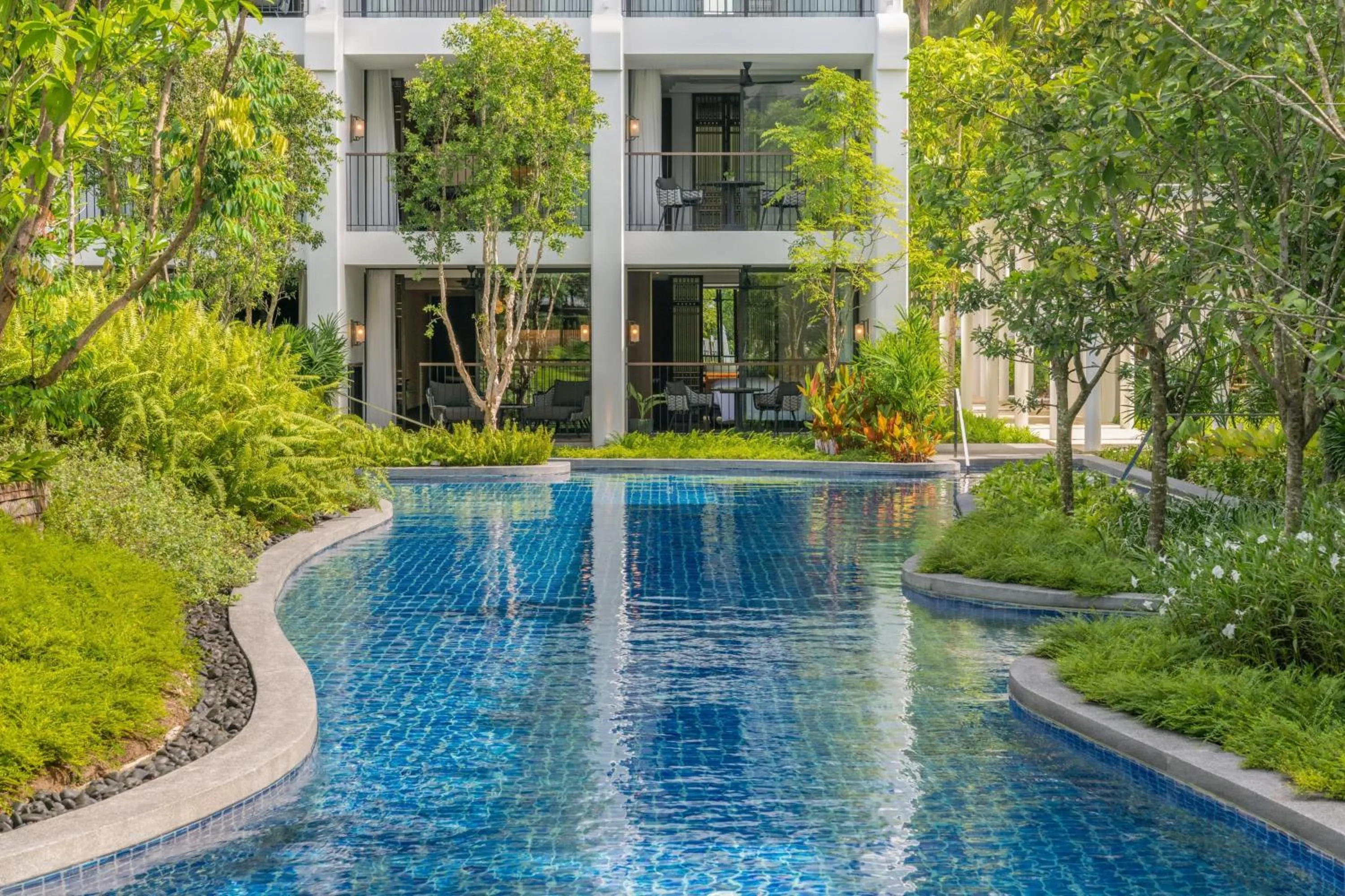 Swimming pool in JW Marriott Khao Lak Resort Suites