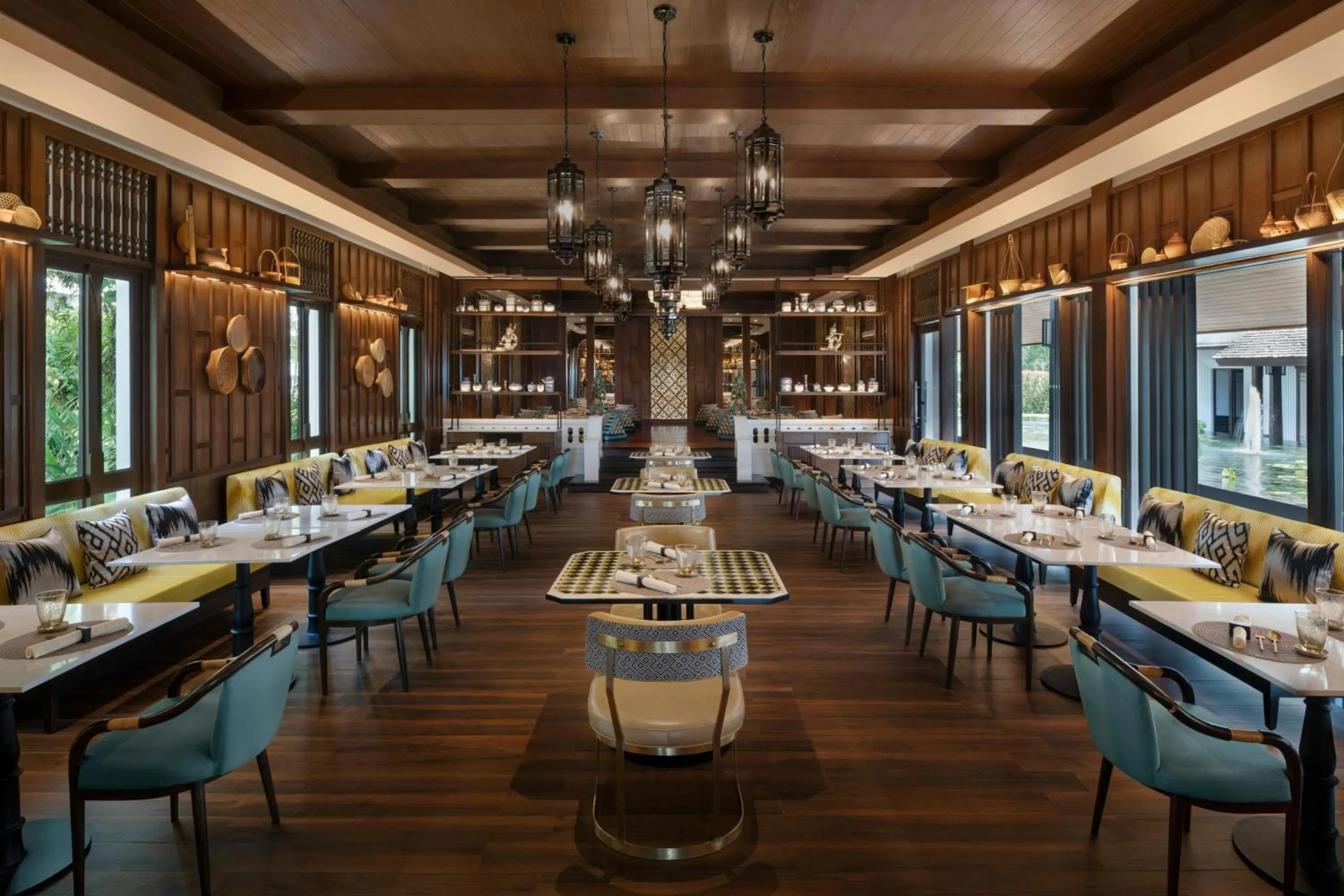 Restaurant/places to eat in Marriott Vacation Club, Khao Lak Beach Resort