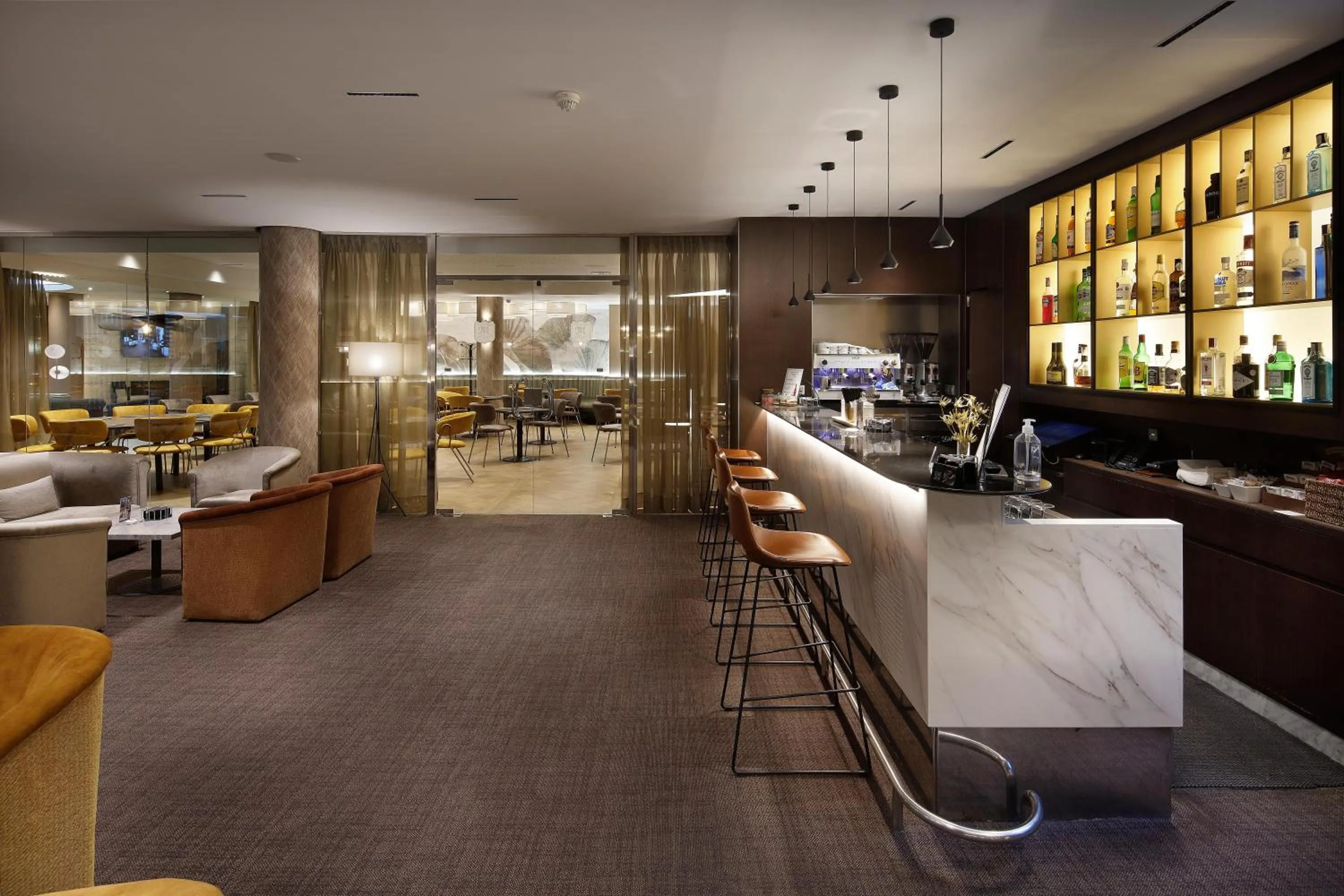 Restaurant/places to eat in HCC St. Moritz