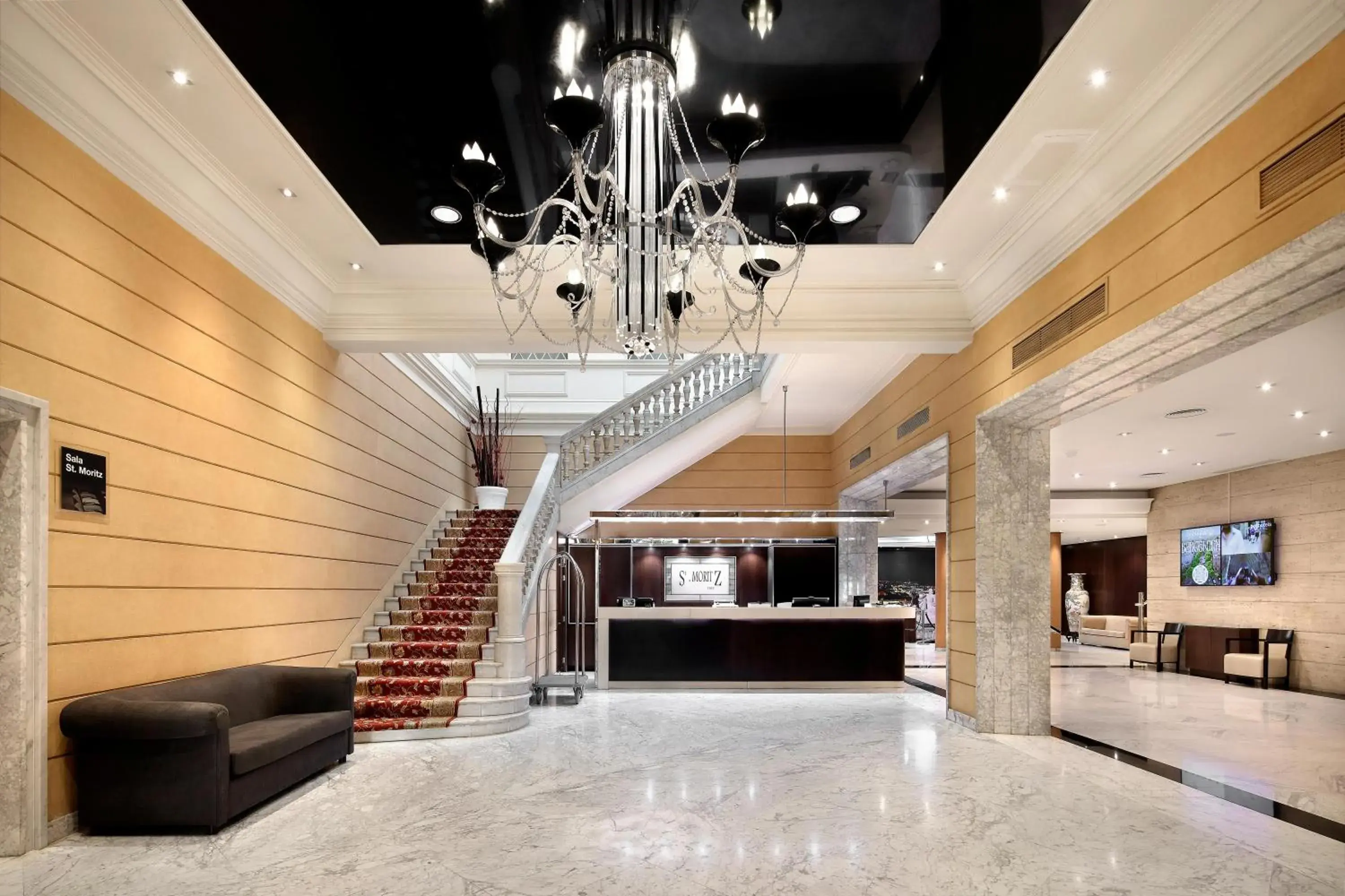 Lobby or reception in HCC St. Moritz Lobby or reception in HCC St. Moritz