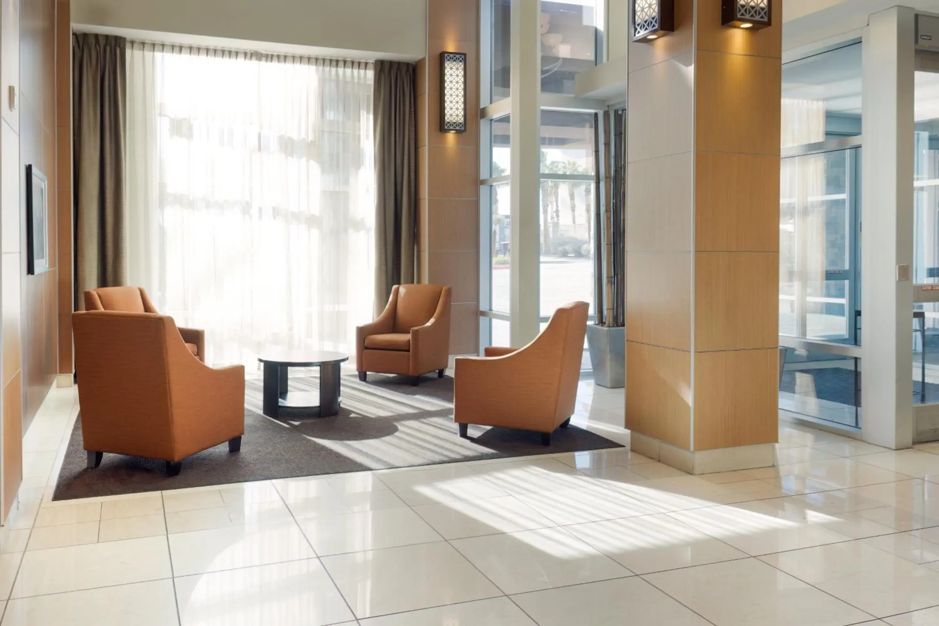 Property building in Staybridge Suites Las Vegas - Stadium District Property building in Staybridge Suites Las Vegas - Stadium District