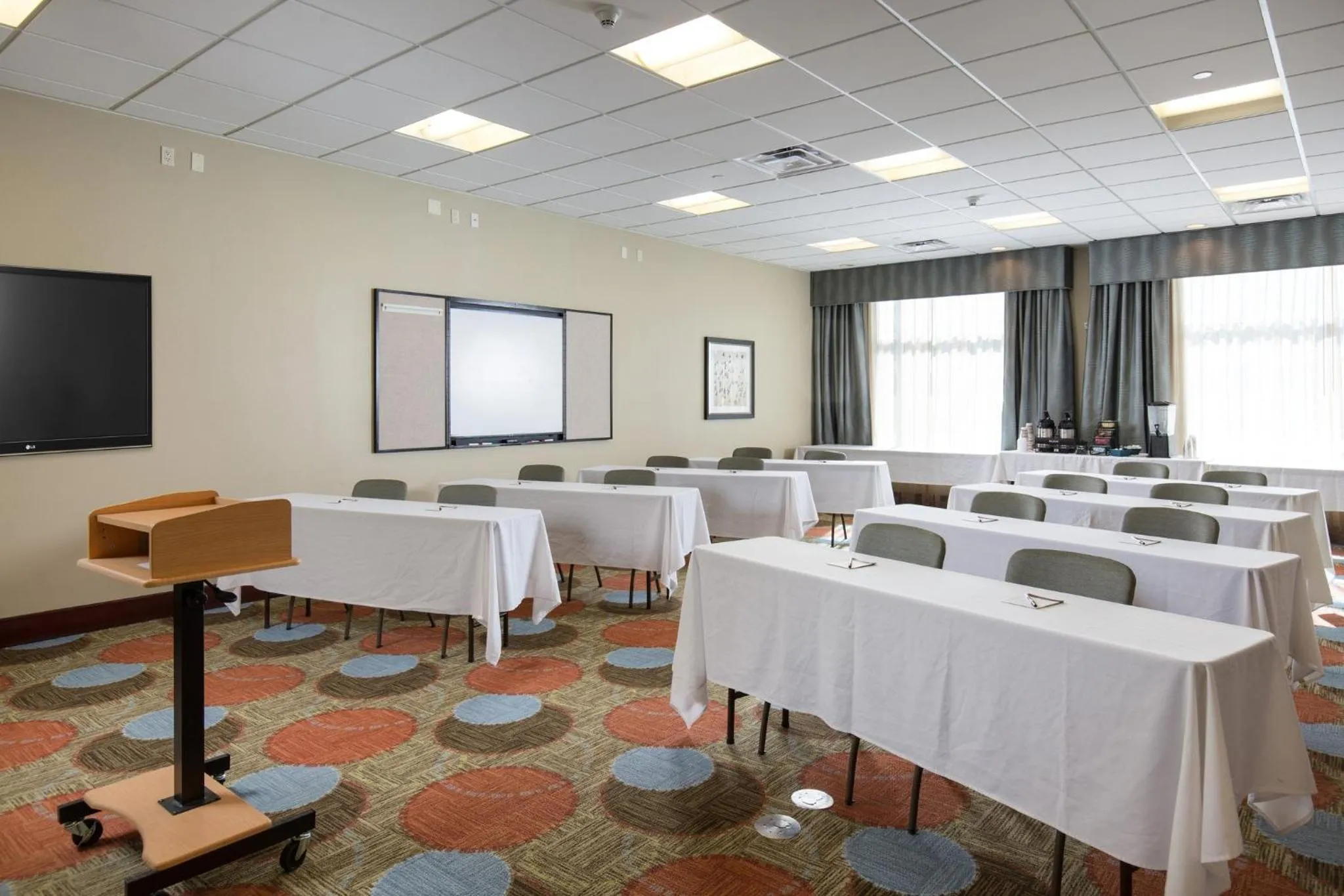 Meeting/conference room in Staybridge Suites Las Vegas - Stadium District