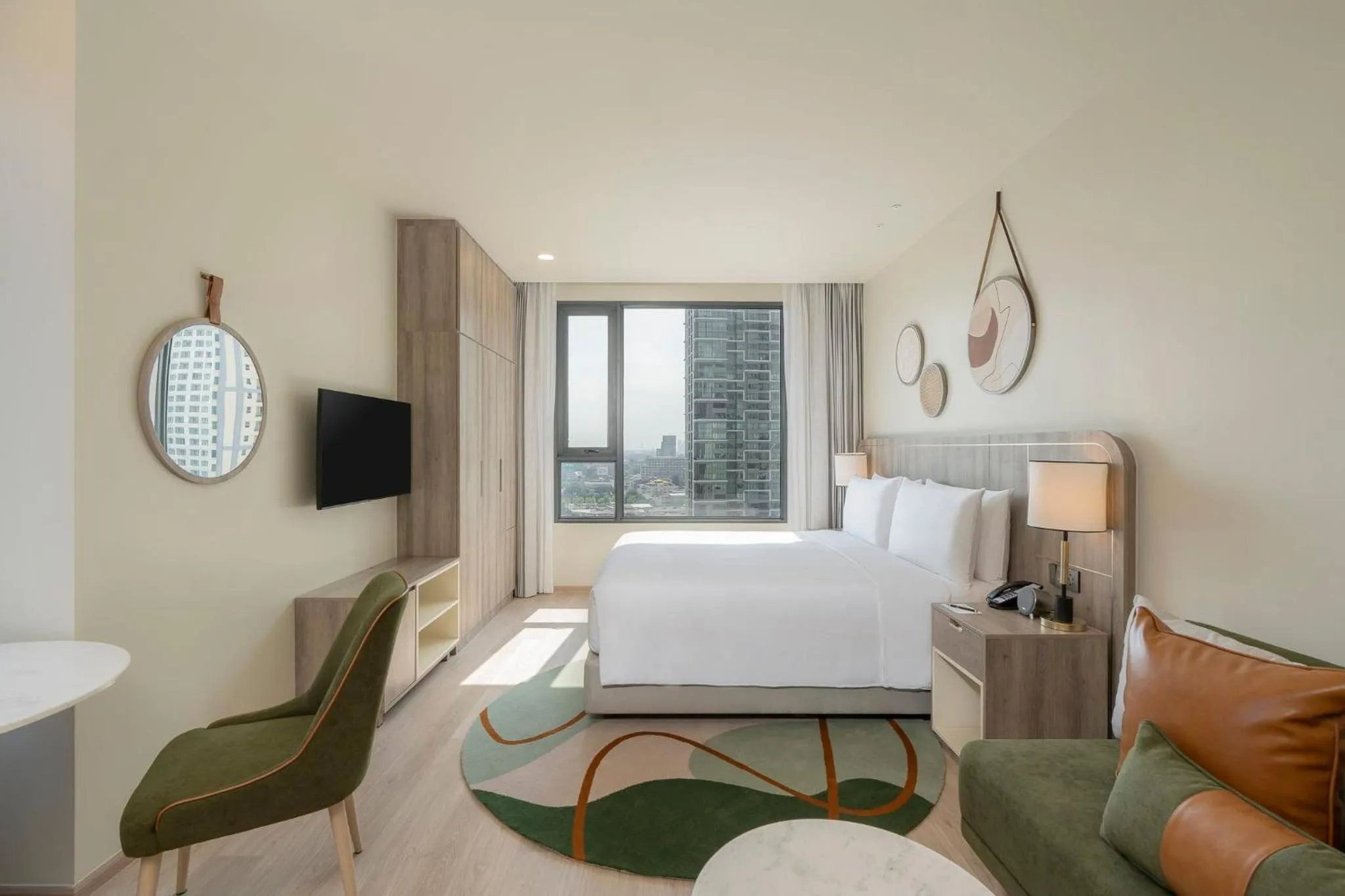 Photo of the whole room, Bed in Staybridge Suites Bangkok Sukhumvit by IHG