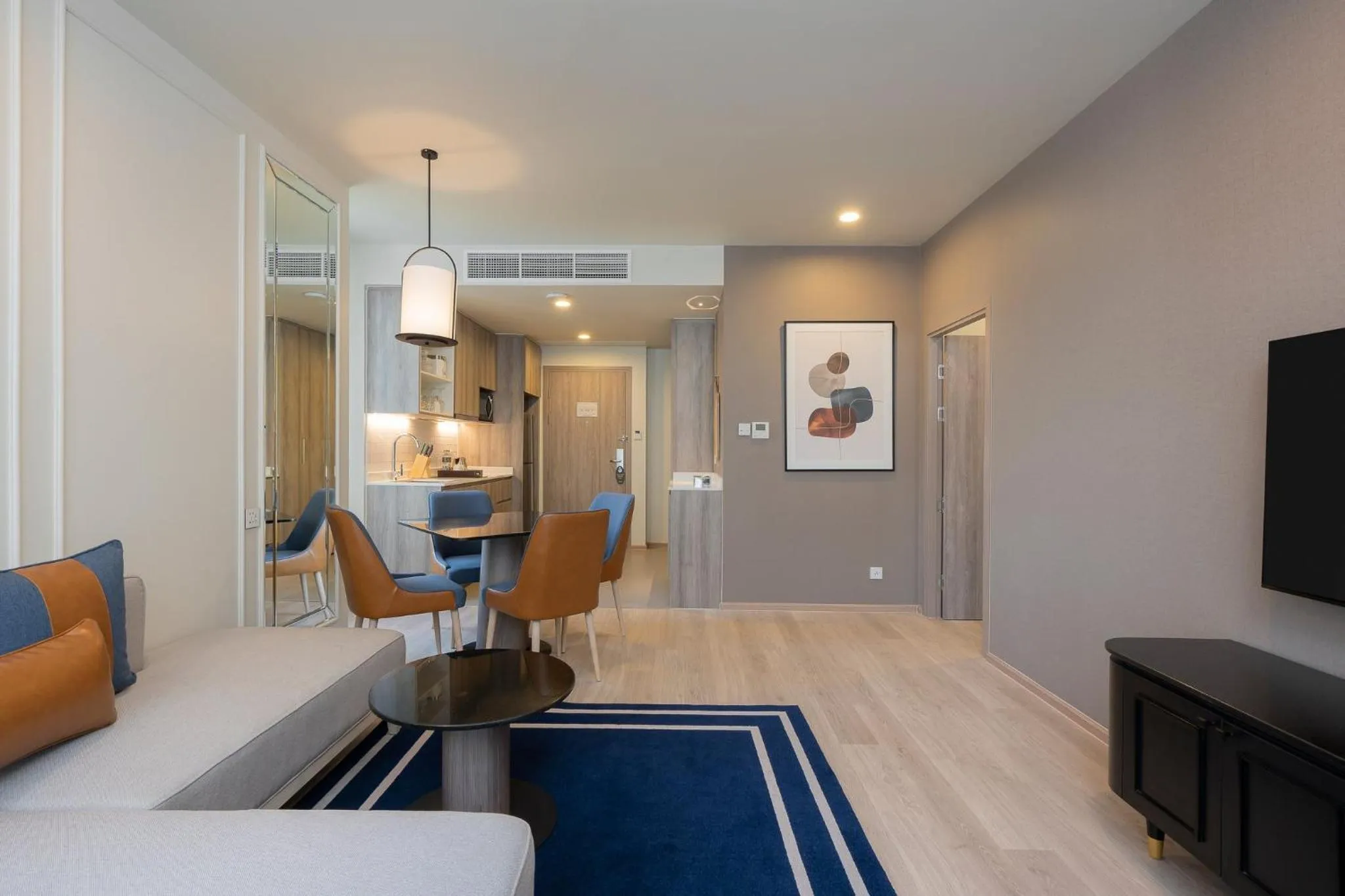 Photo of the whole room in Staybridge Suites Bangkok Sukhumvit by IHG