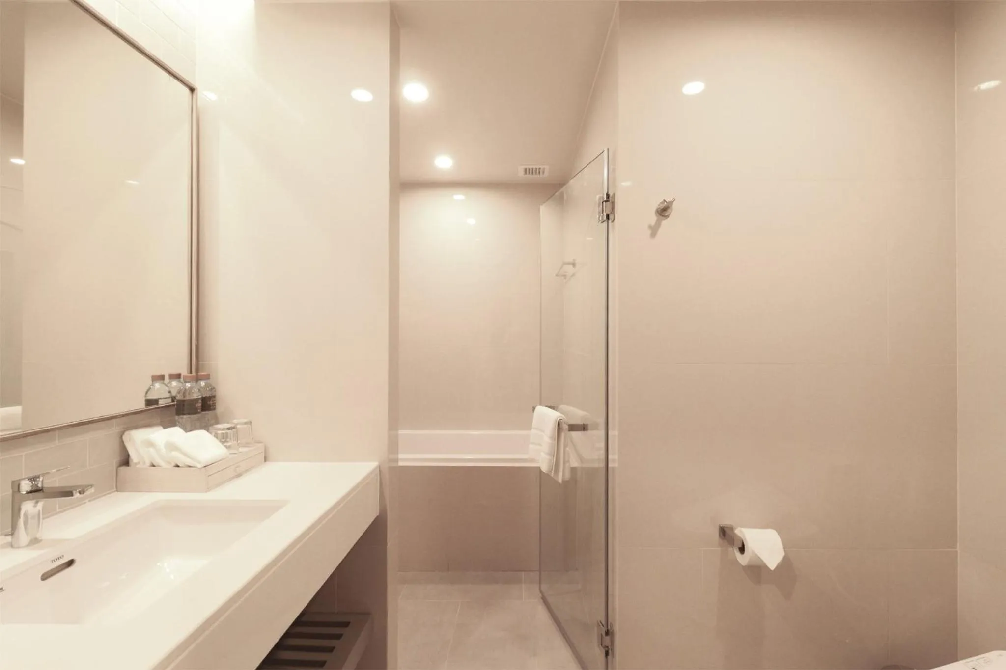 Bathroom in Staybridge Suites Bangkok Sukhumvit by IHG