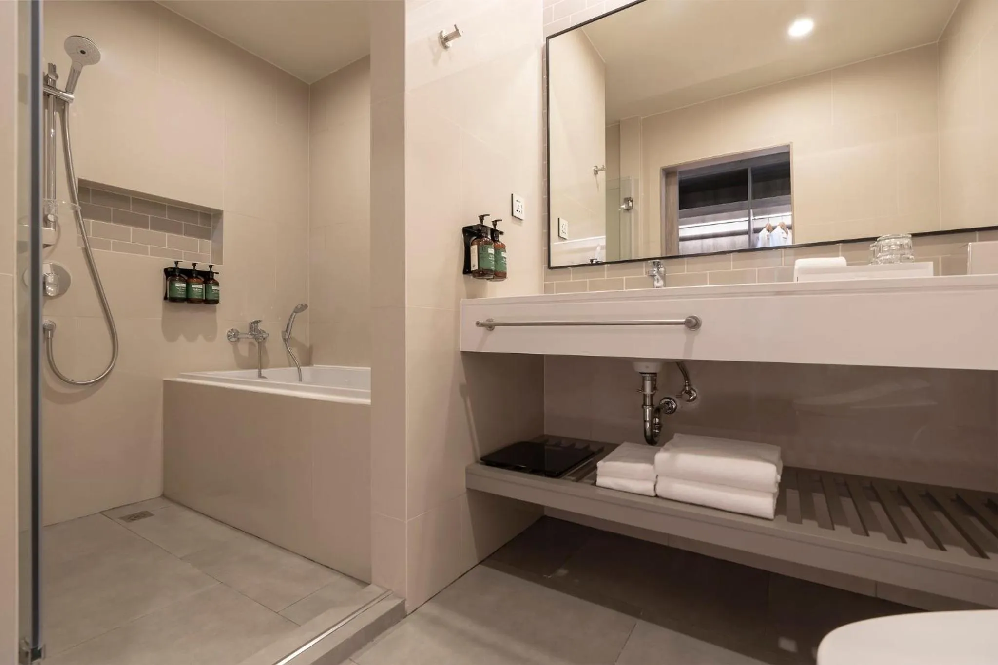 Photo of the whole room in Staybridge Suites Bangkok Sukhumvit by IHG