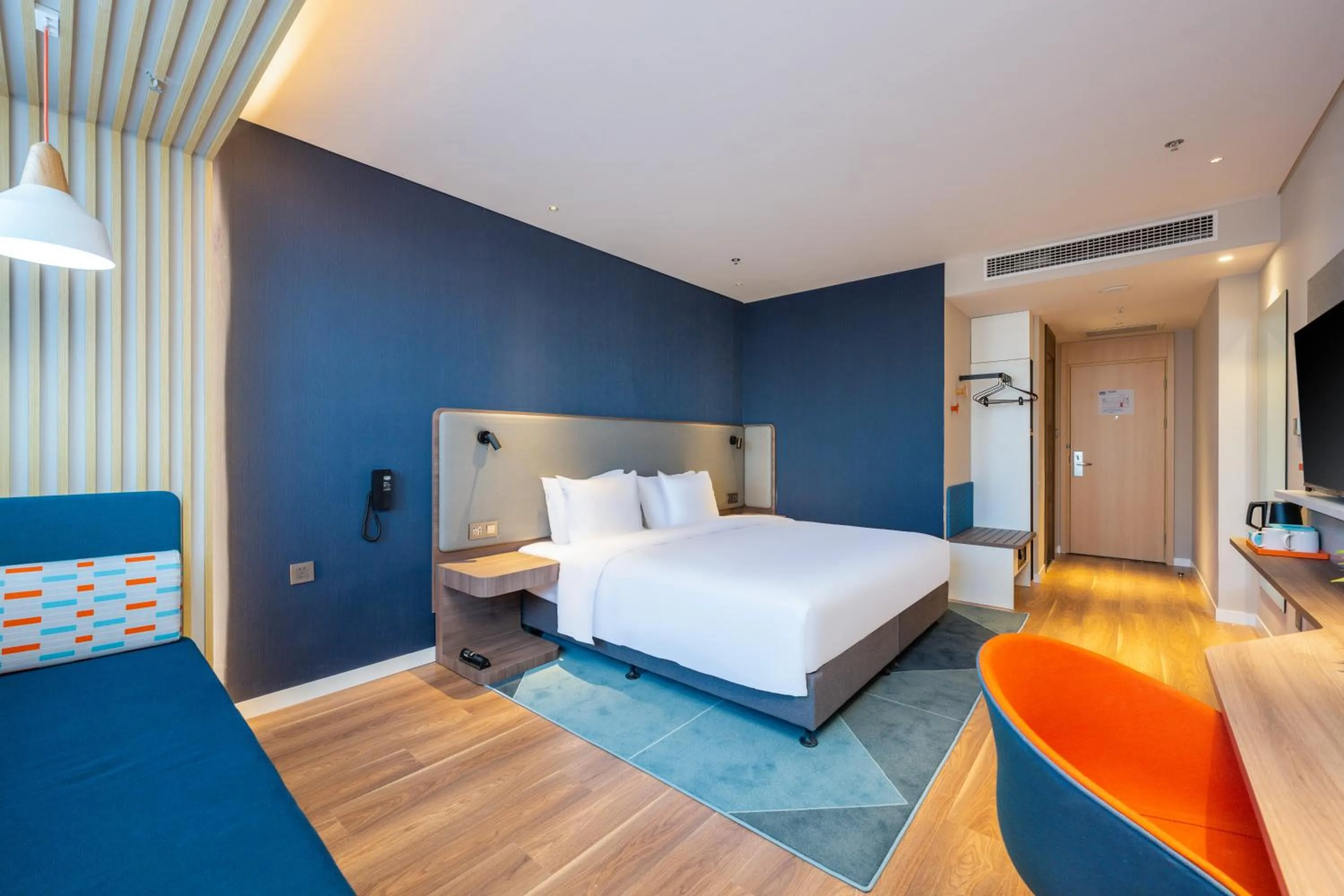 Bedroom, Bed in Holiday Inn Express Xinji City Center by IHG