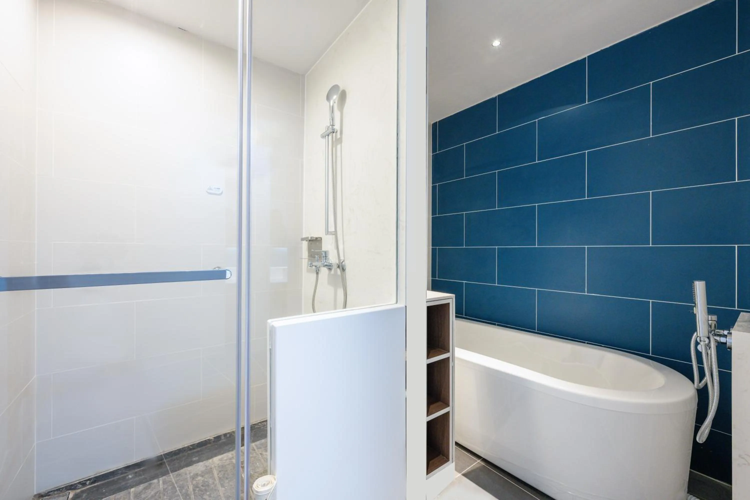 Bedroom in Holiday Inn Express Xinji City Center by IHG