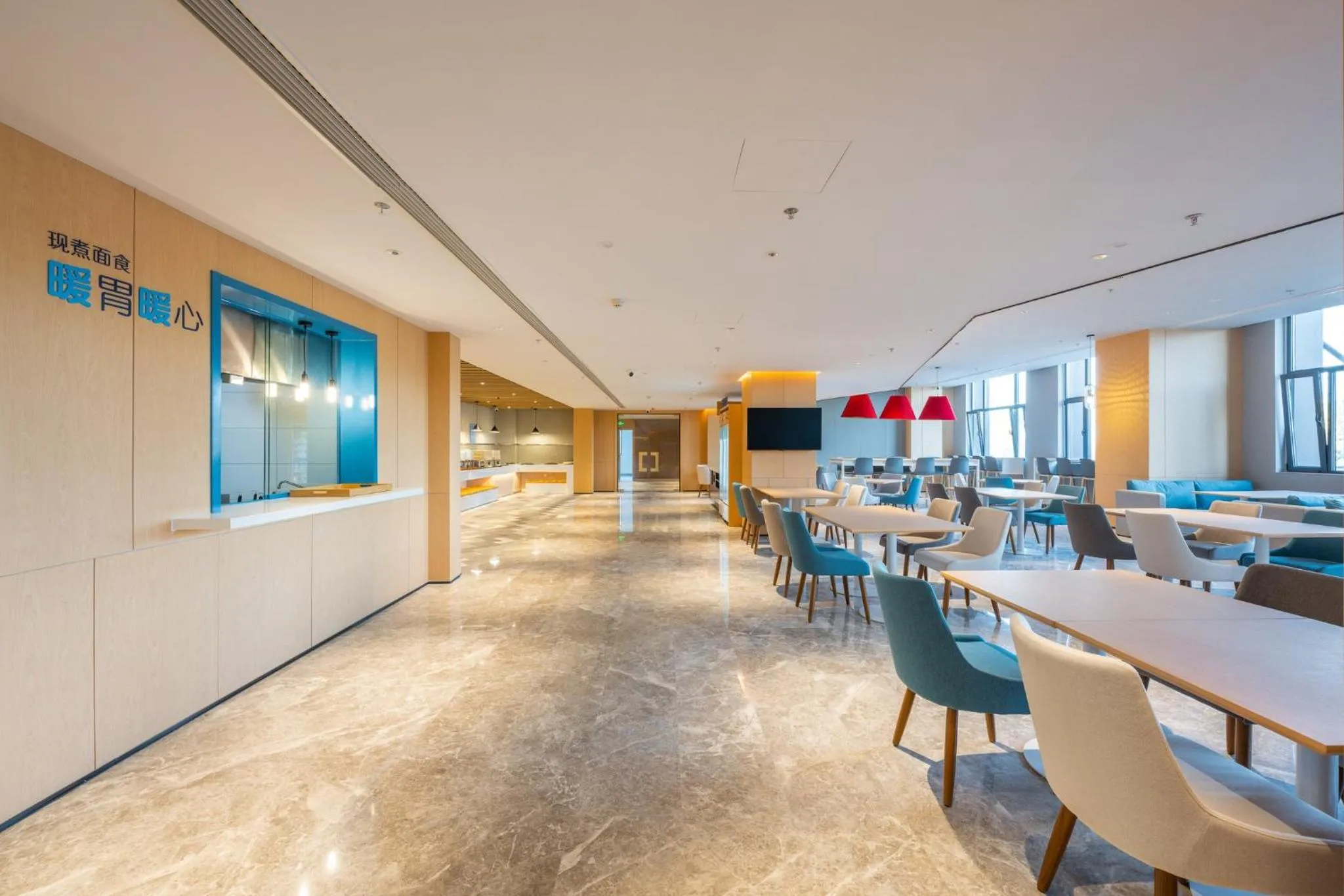 Restaurant/places to eat in Holiday Inn Express Xinji City Center by IHG