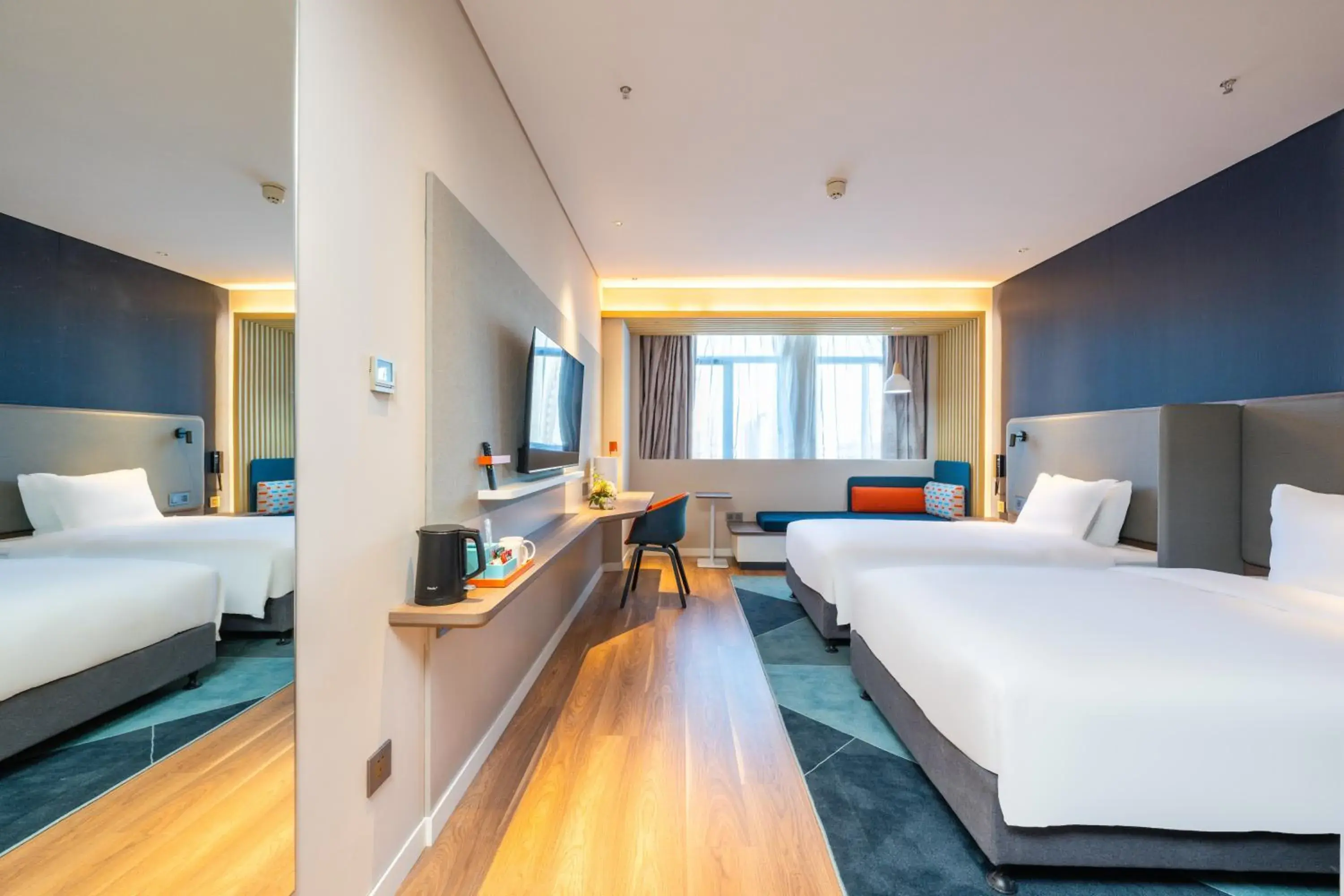 Standard Twin Room in Holiday Inn Express Xinji City Center, an IHG Hotel Standard Twin Room in Holiday Inn Express Xinji City Center, an IHG Hotel