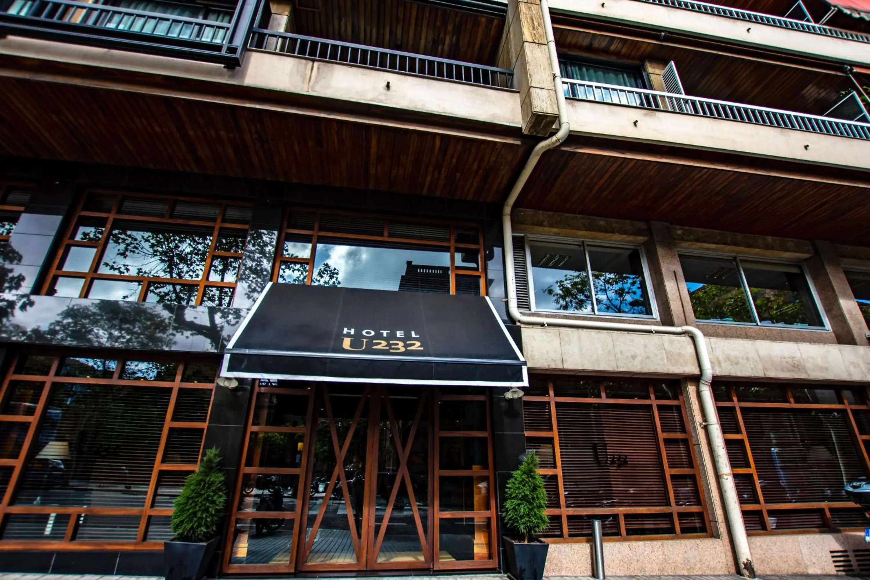 Facade/entrance in U232 Hotel Facade/entrance in U232 Hotel