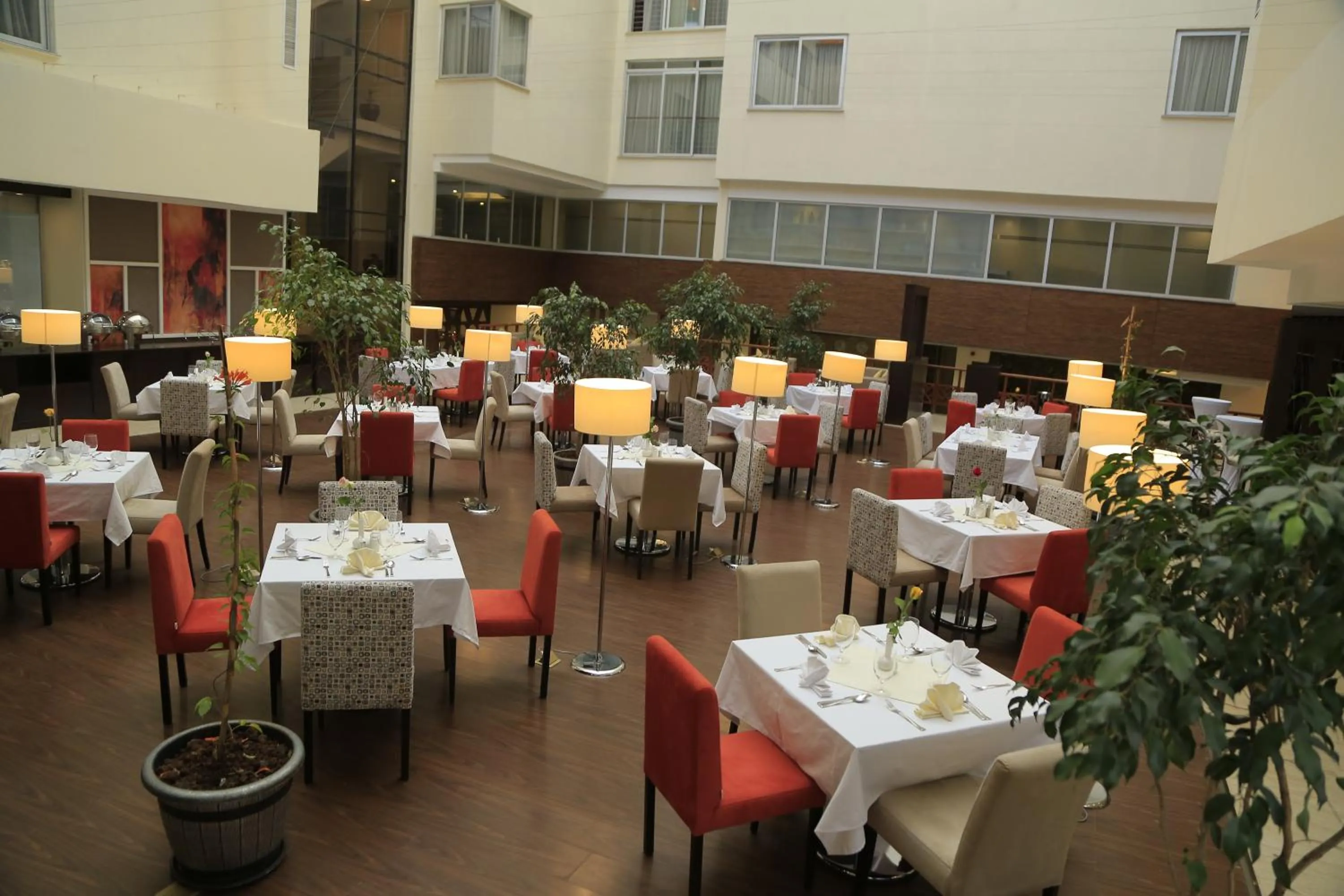 Restaurant/places to eat in Cassiopeia Hotel