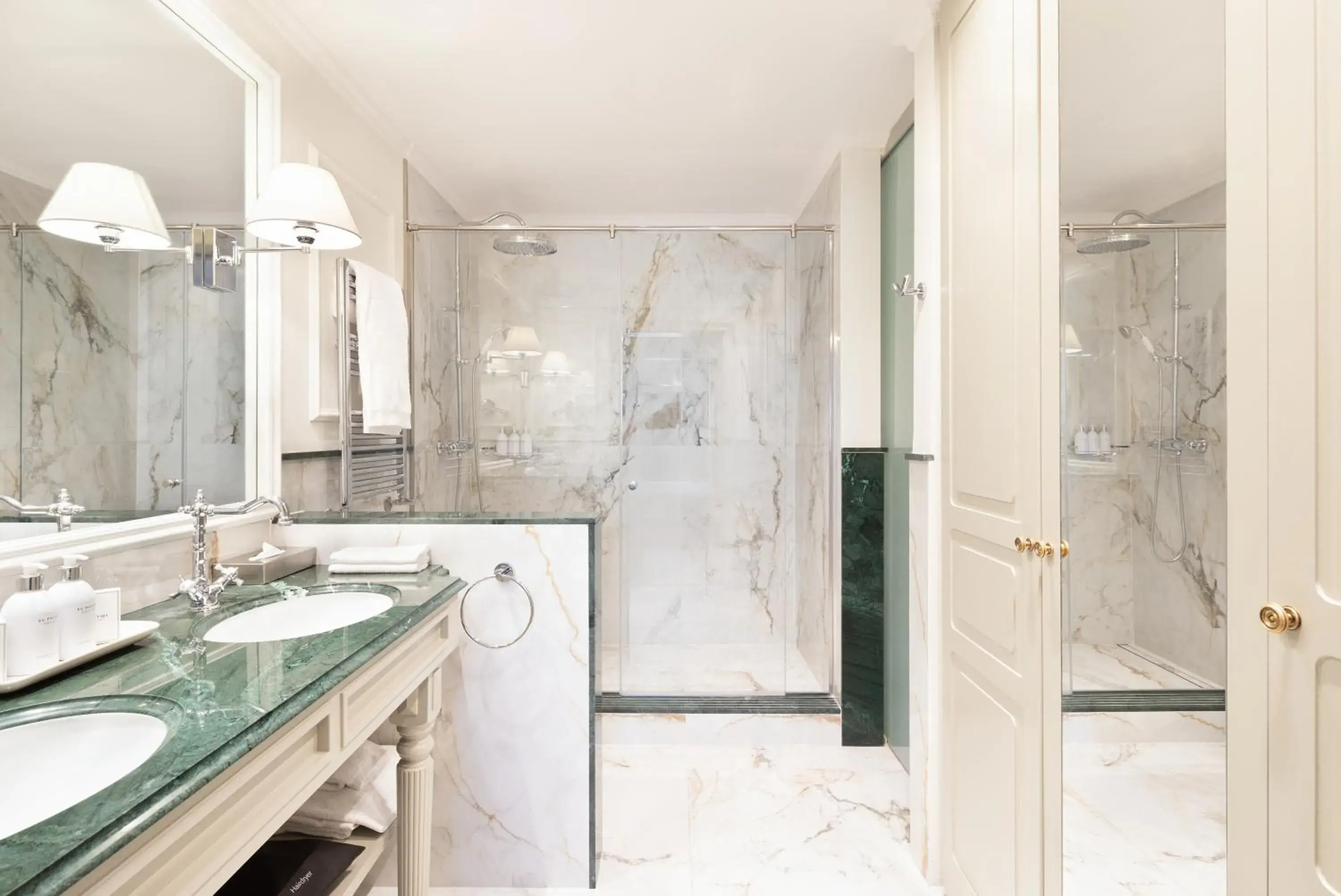 Bathroom in Hotel El Palace Barcelona Bathroom in Hotel El Palace Barcelona