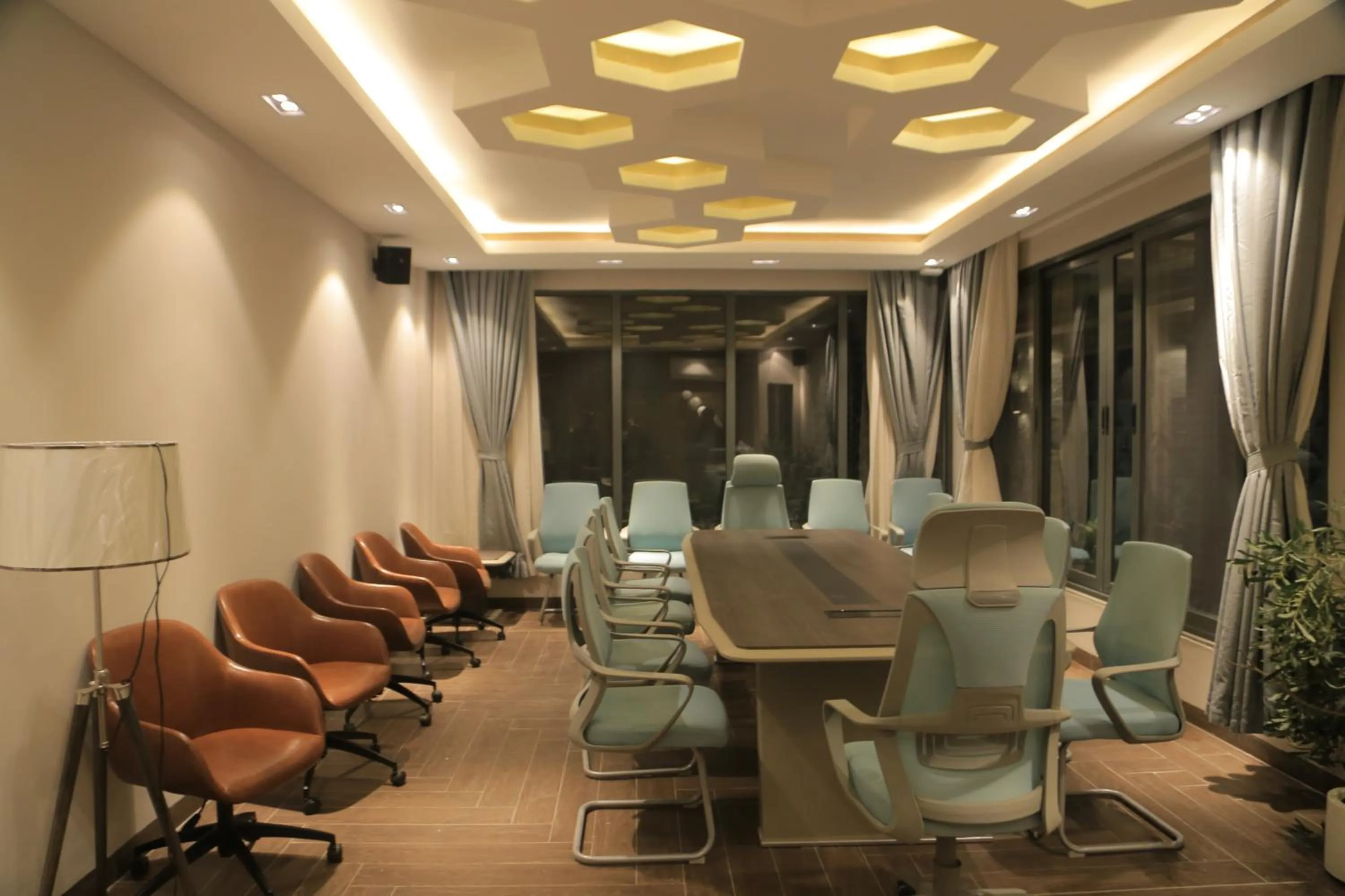 Zara Garden Hotel and Apartments