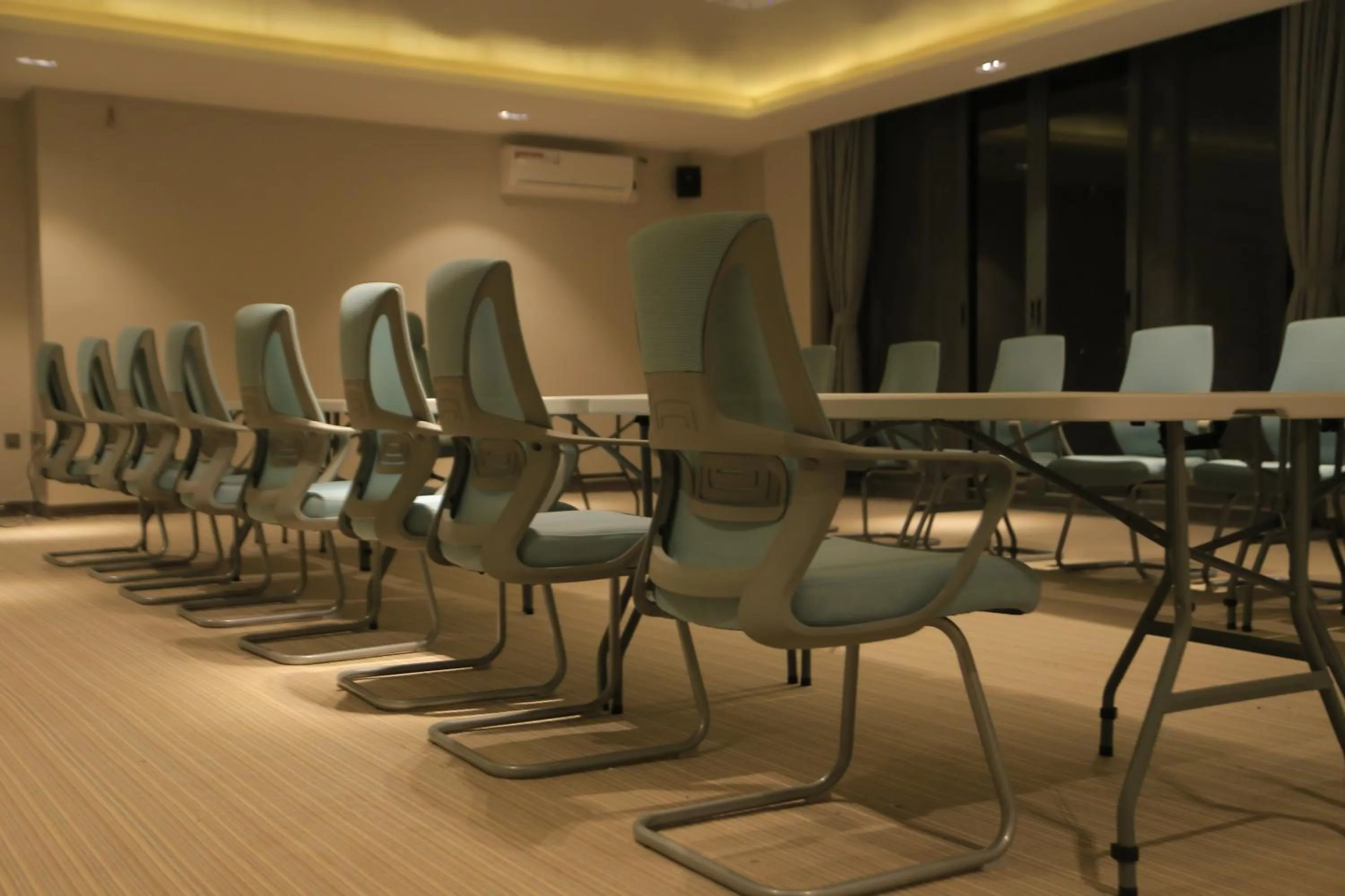 Zara Garden Hotel and Apartments