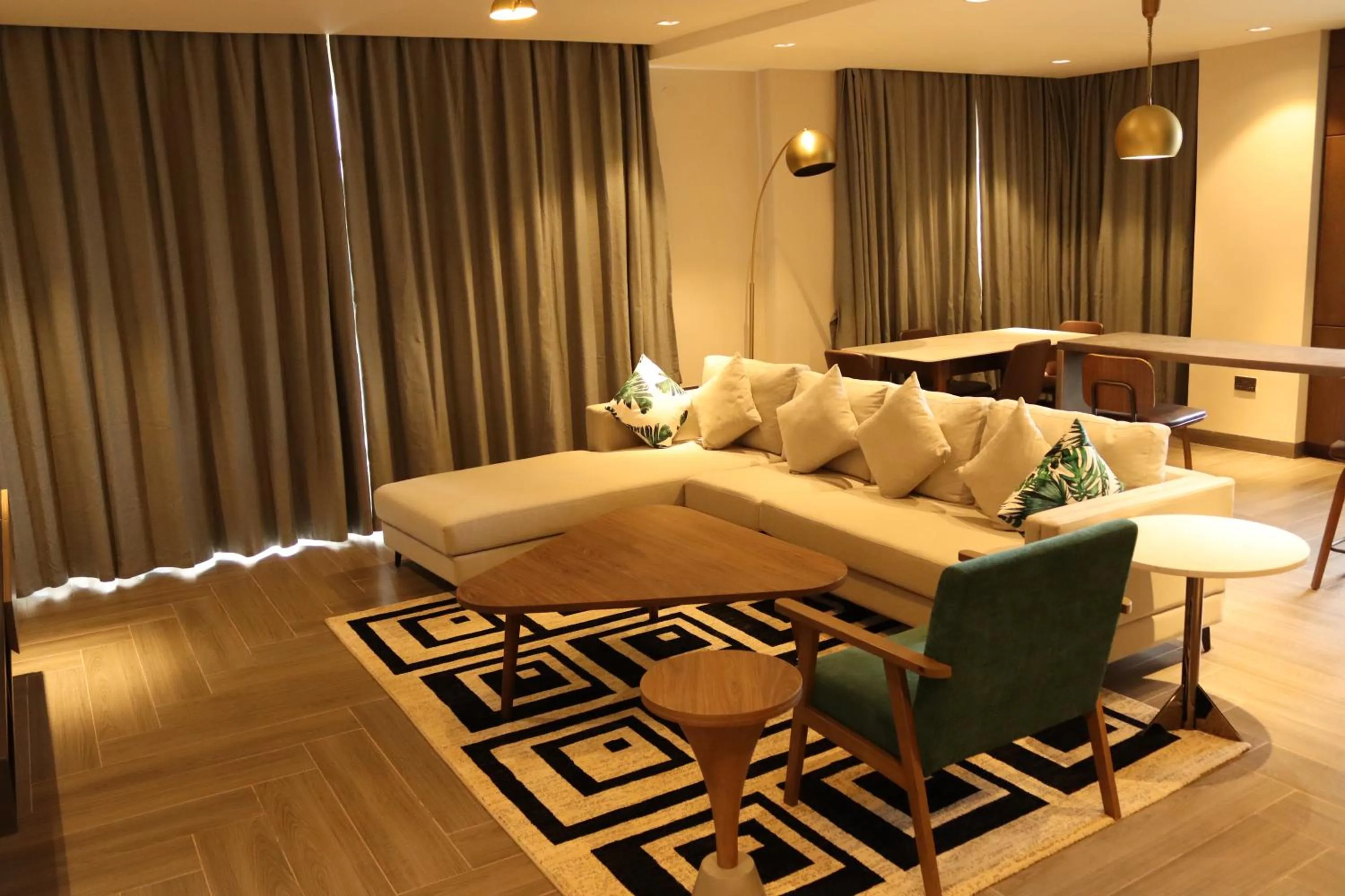 Zara Garden Hotel and Apartments