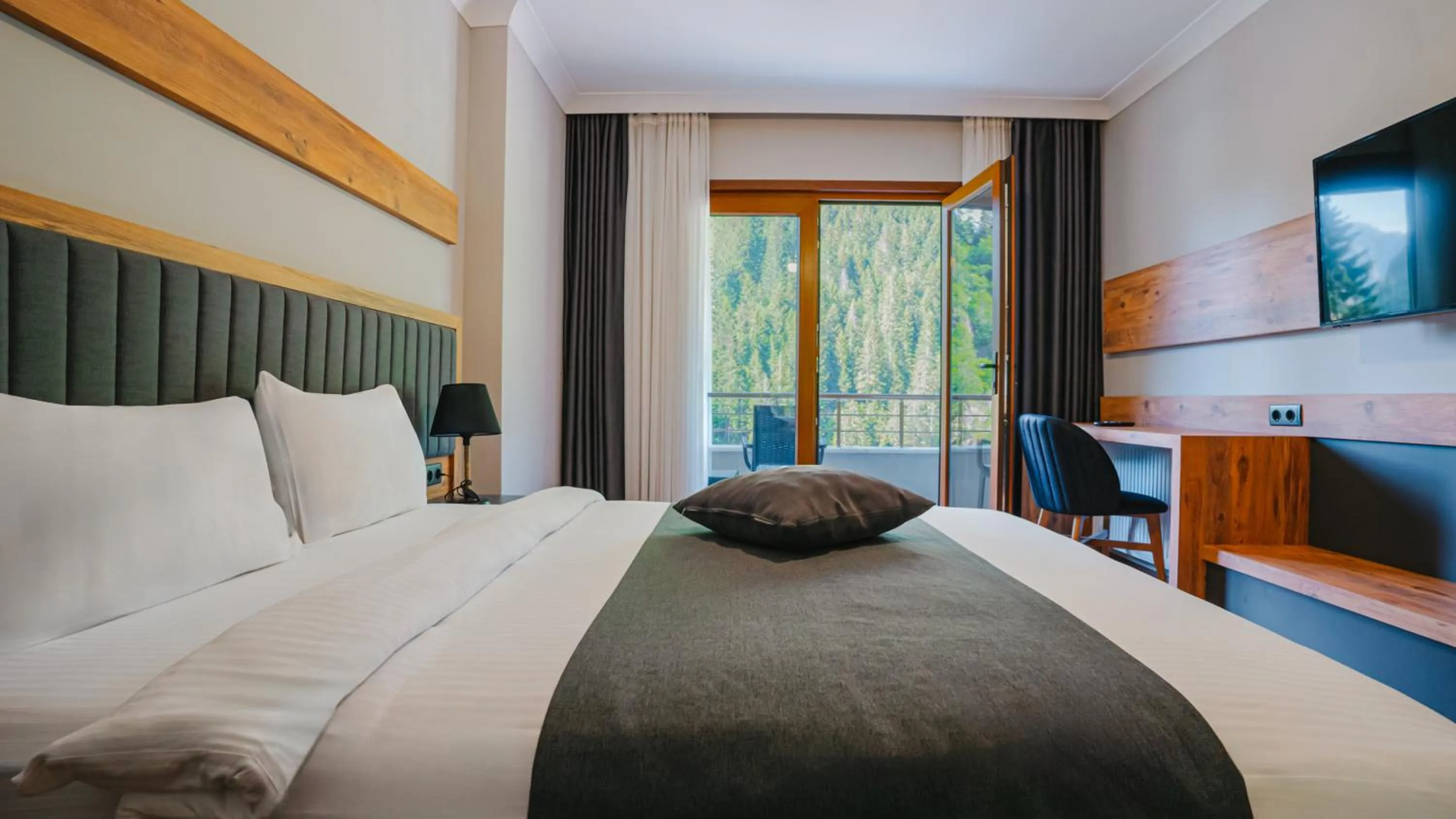 Photo of the whole room, Bed in PAZARCIK MOUNTAIN HOTEL