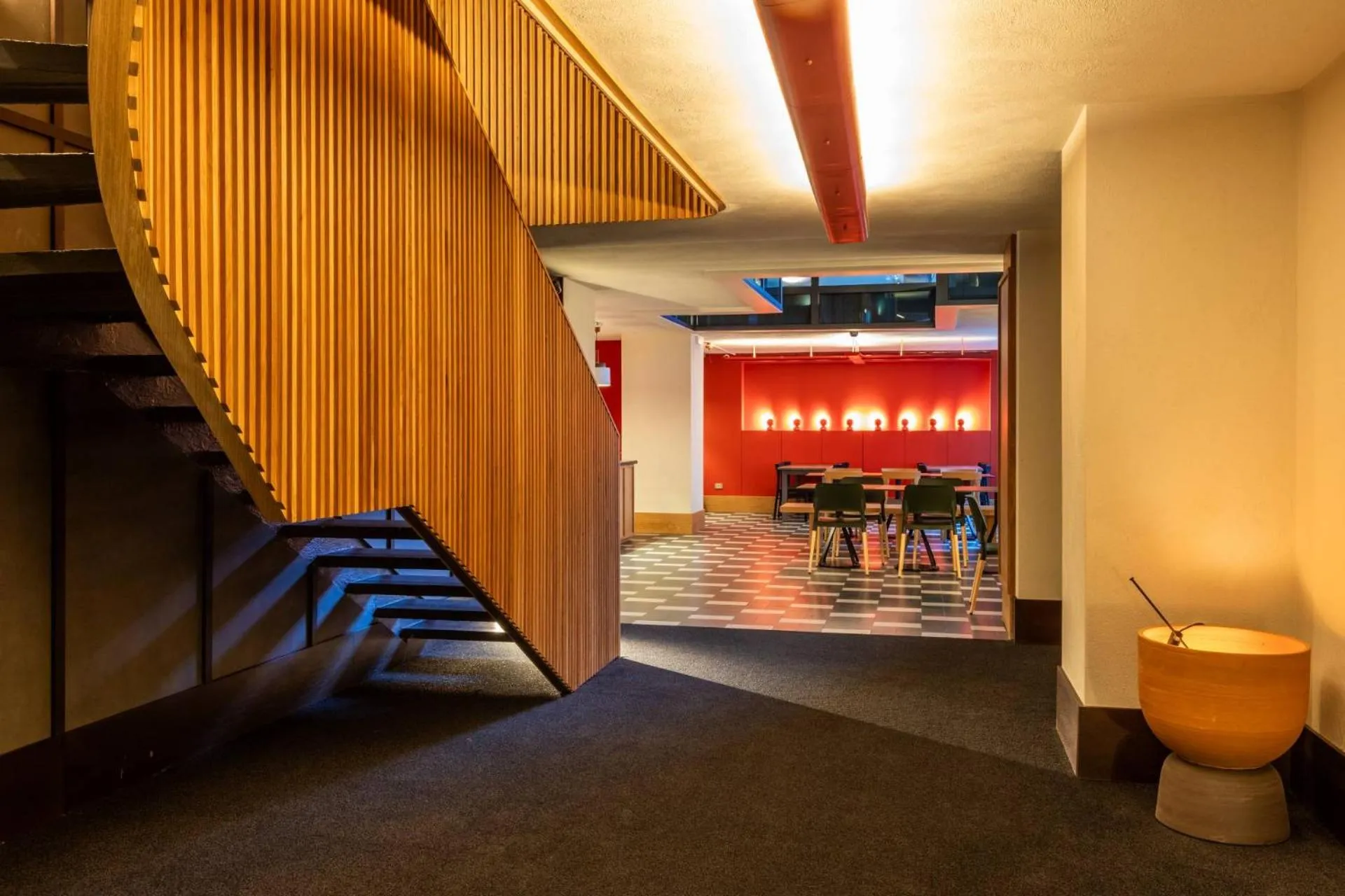 Area and facilities in Onix Fira