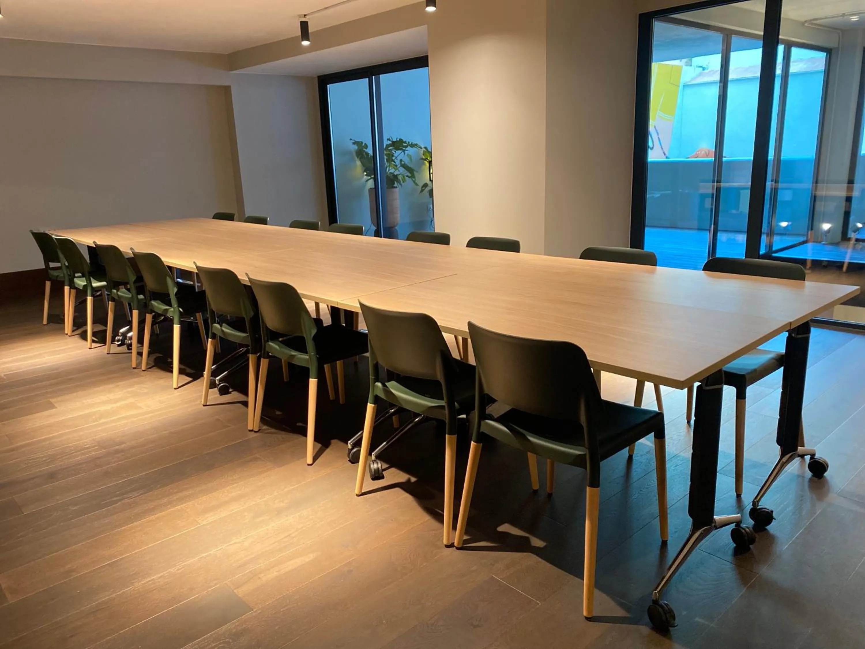 Meeting/conference room in Onix Fira