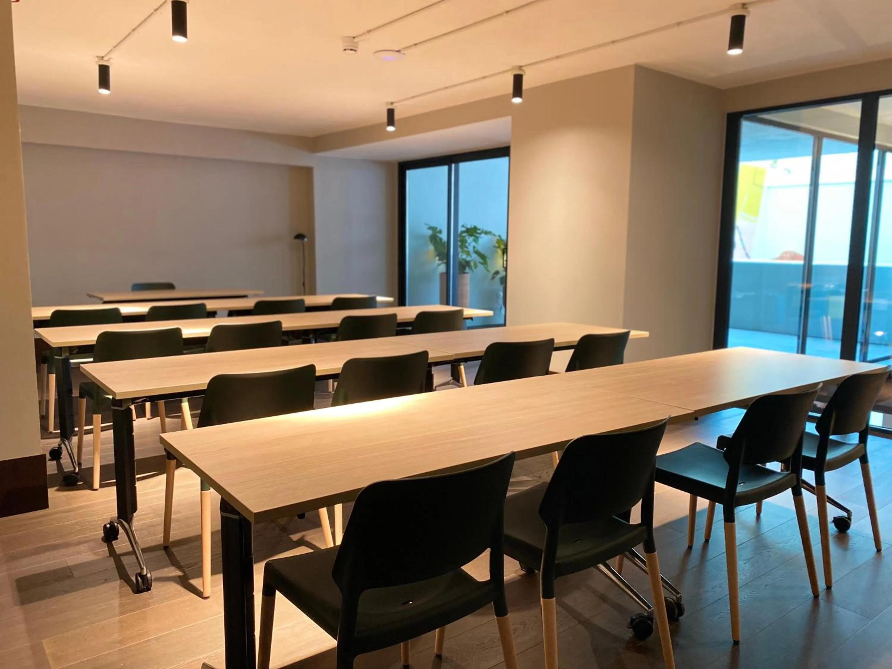 Meeting/conference room in Onix Fira