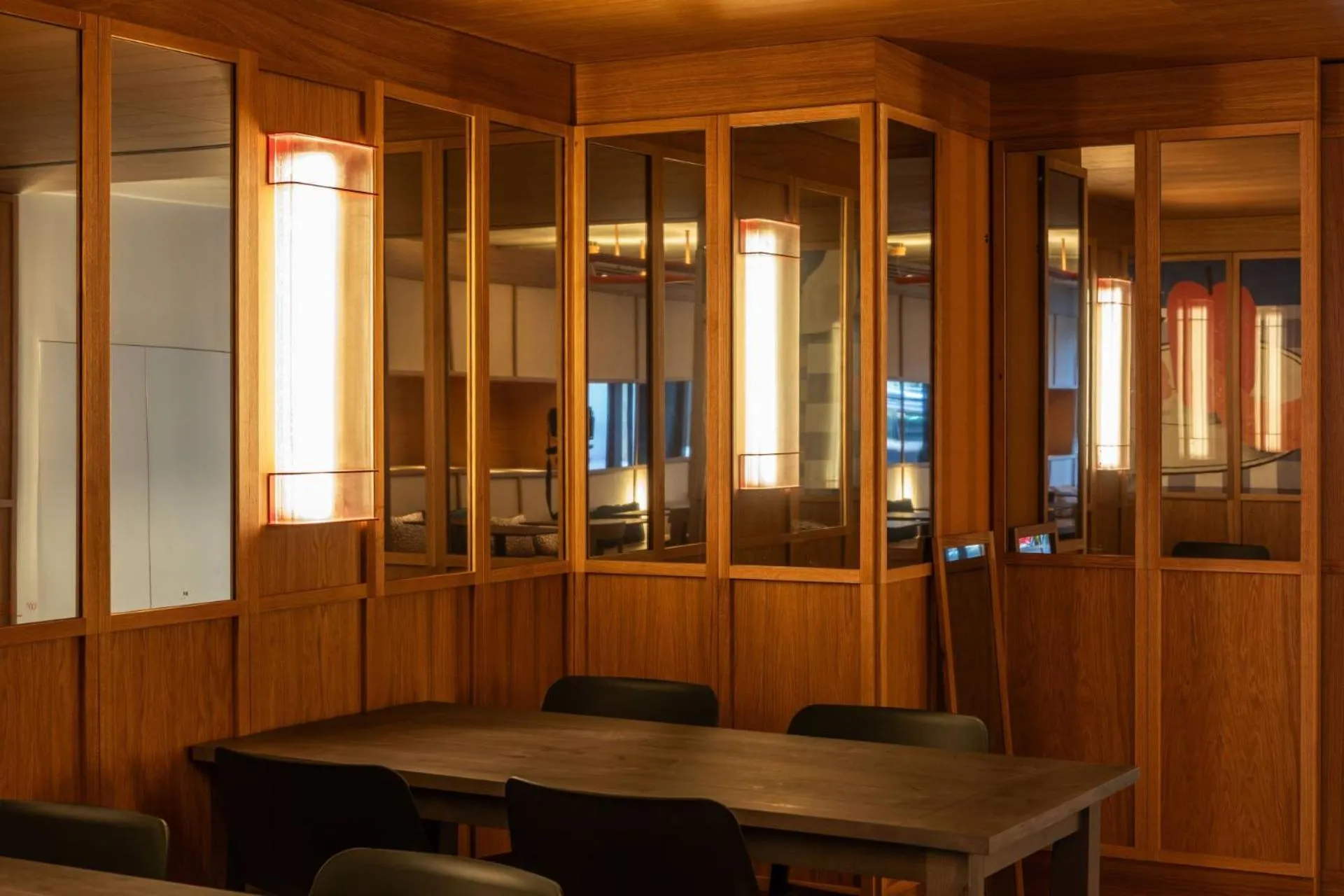 Dining area in Onix Fira