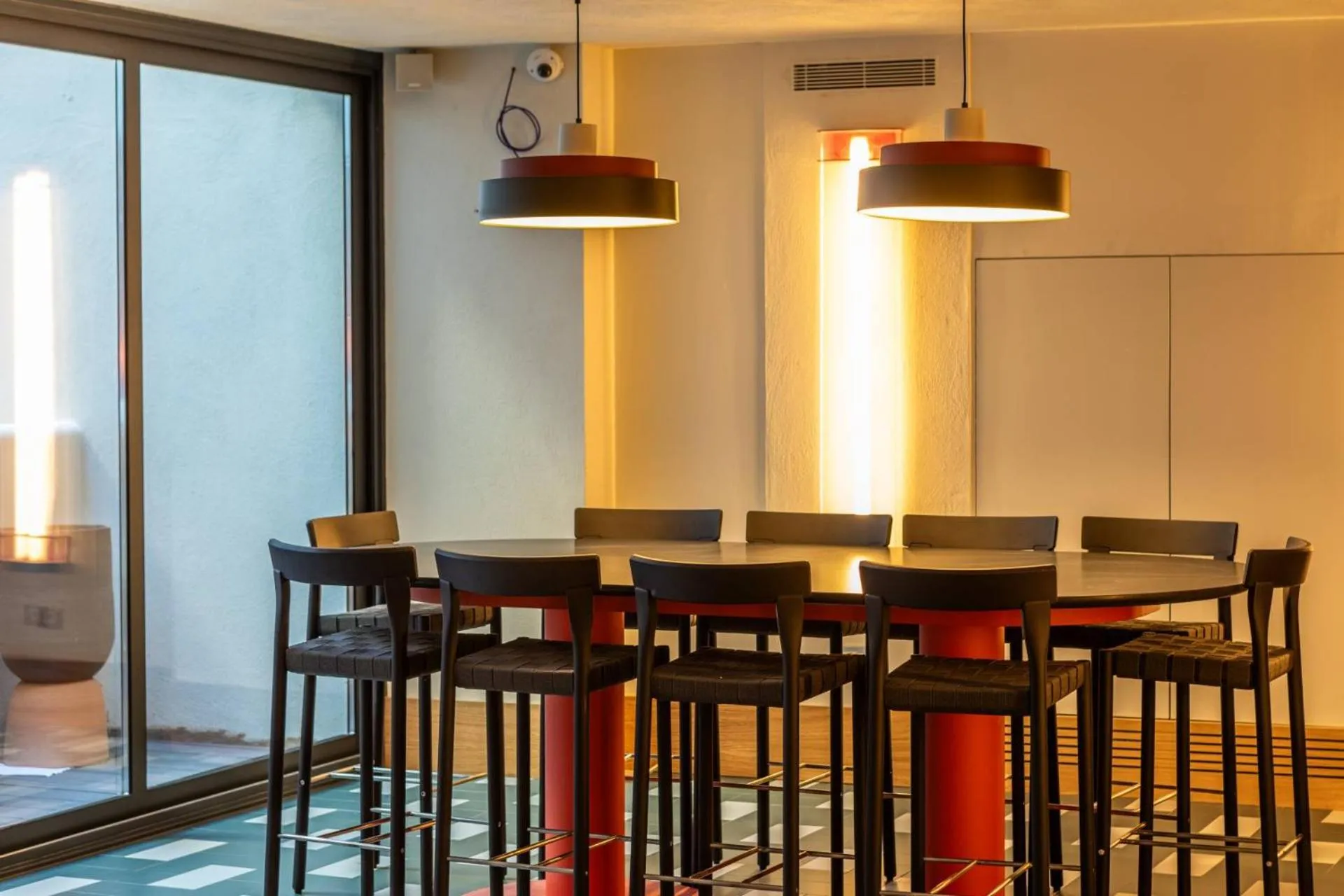 Seating area in Onix Fira