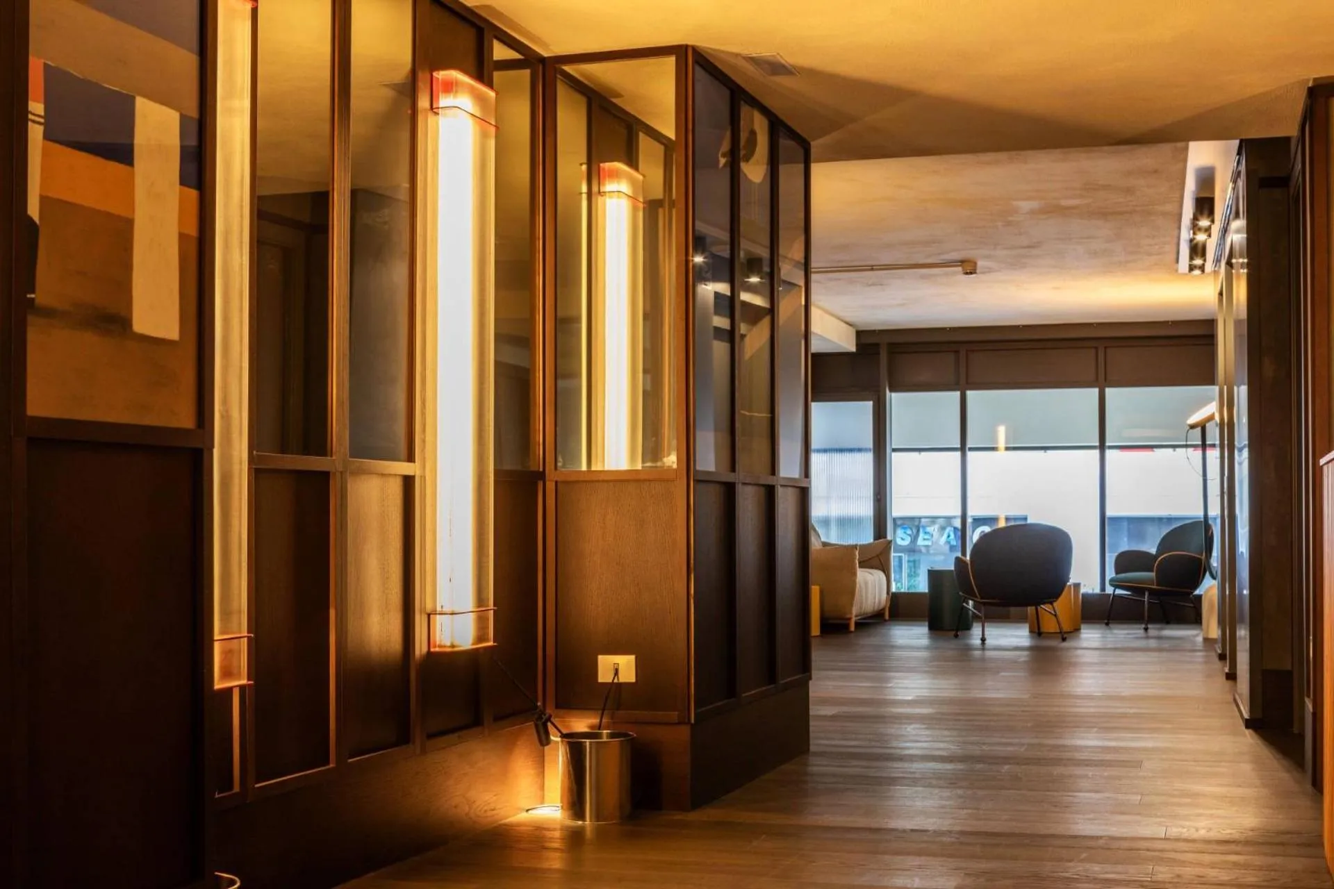 Area and facilities in Onix Fira