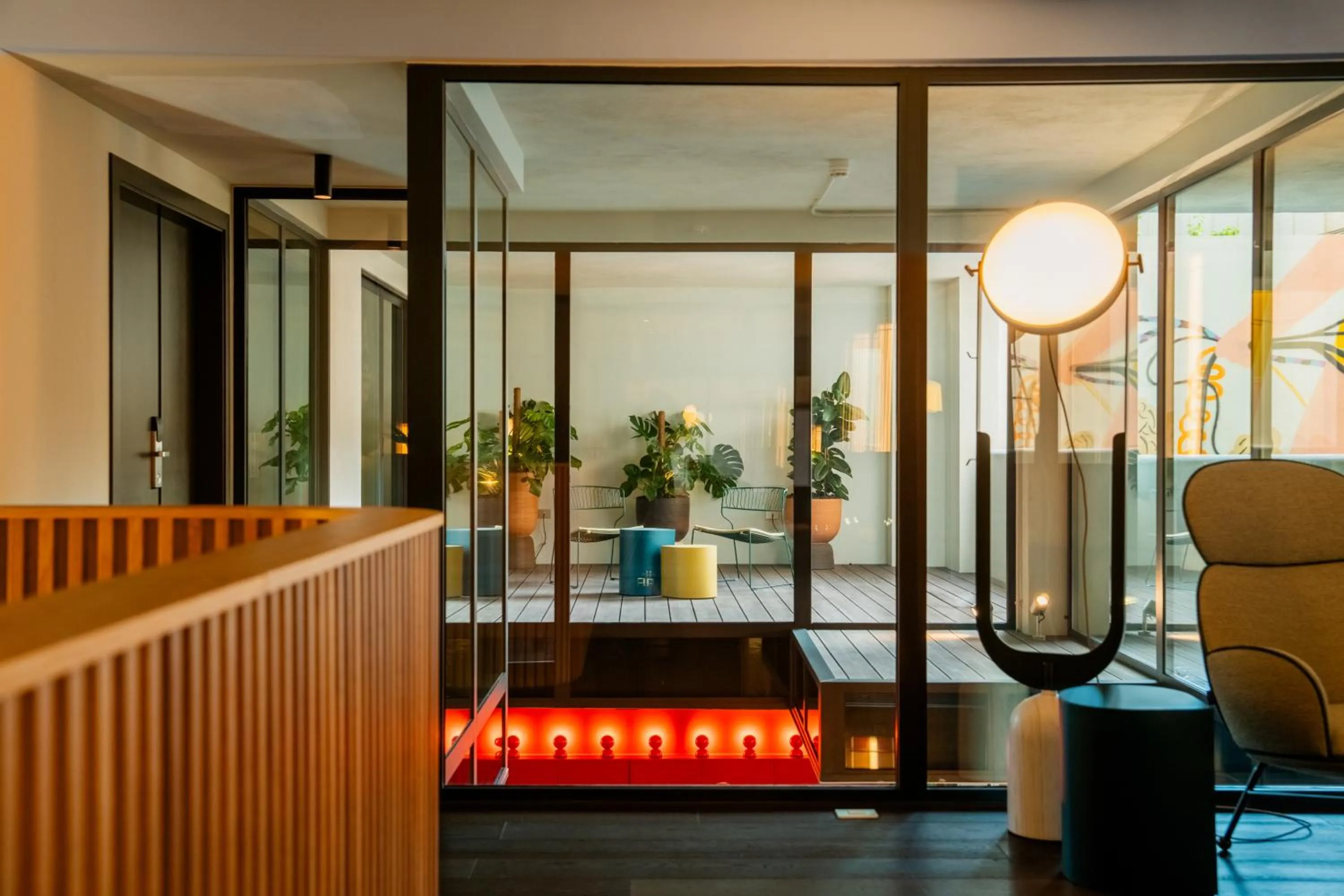 Seating area in Onix Fira