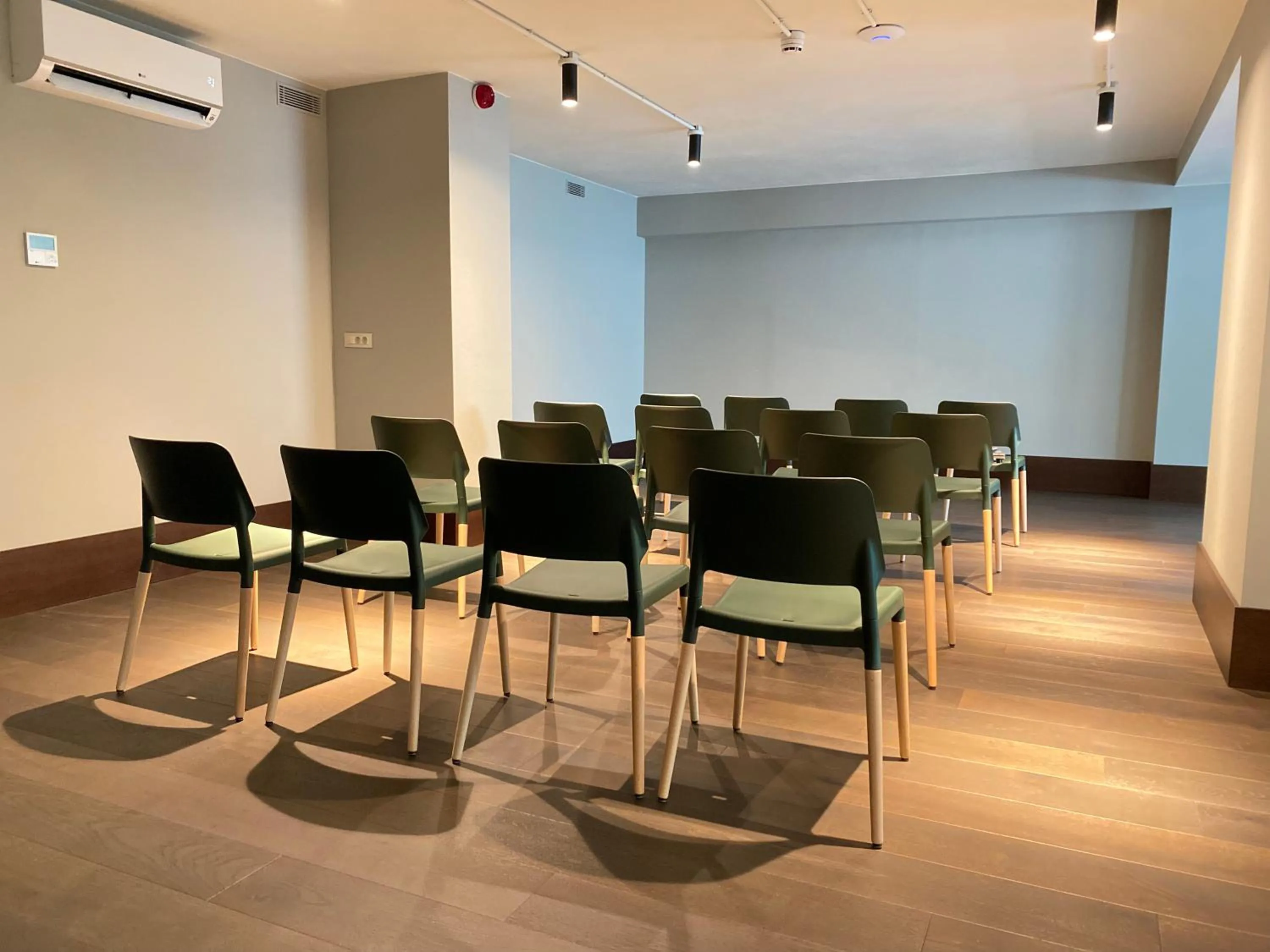 Meeting/conference room in Onix Fira