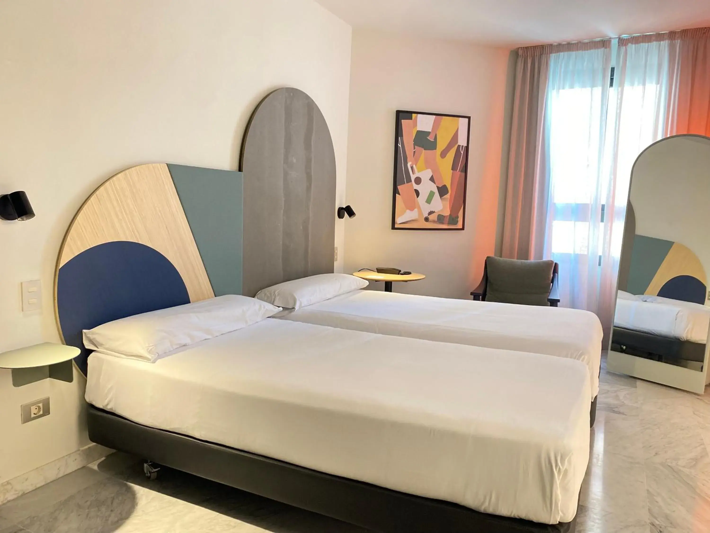 Bed in Onix Fira Bed in Onix Fira